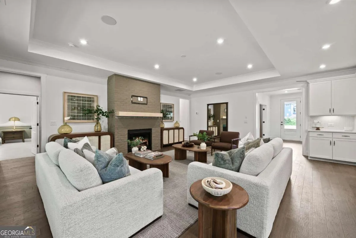 905 Hillwood Cir — photo 37 of 37