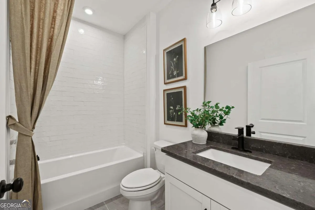 905 Hillwood Cir — photo 16 of 37