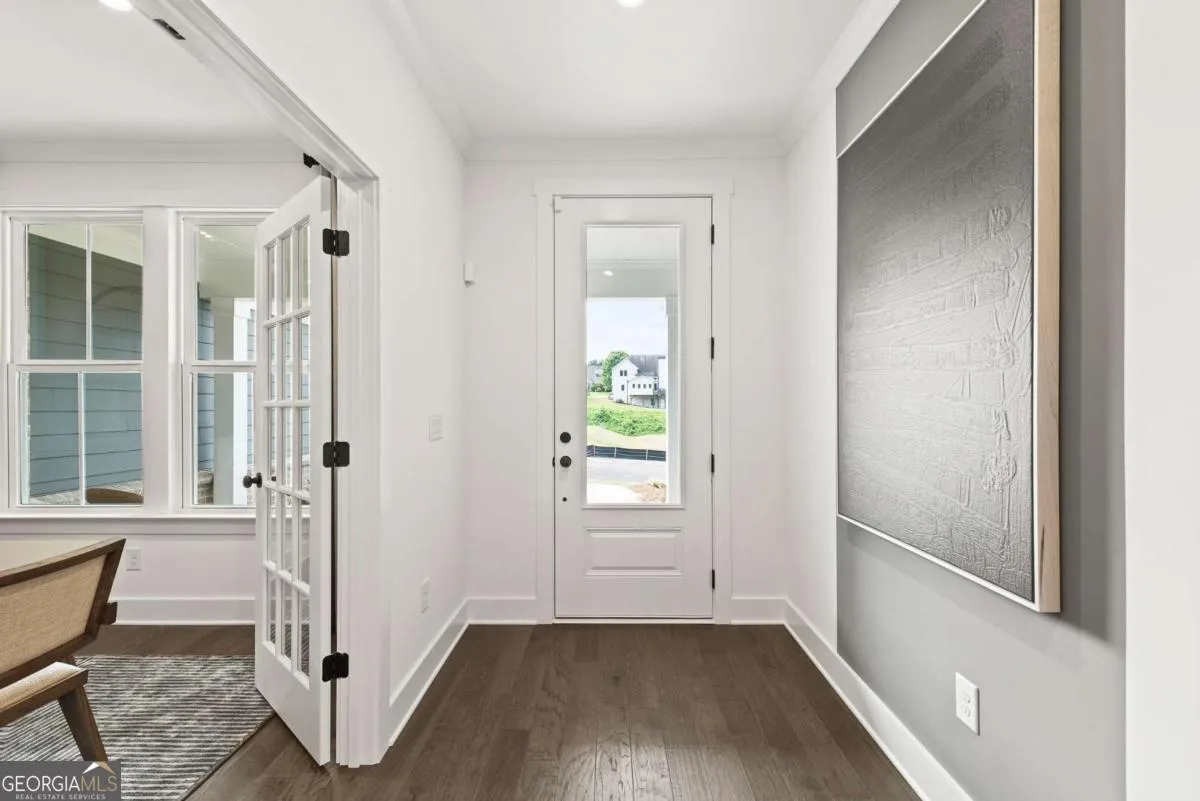 905 Hillwood Cir — photo 24 of 37