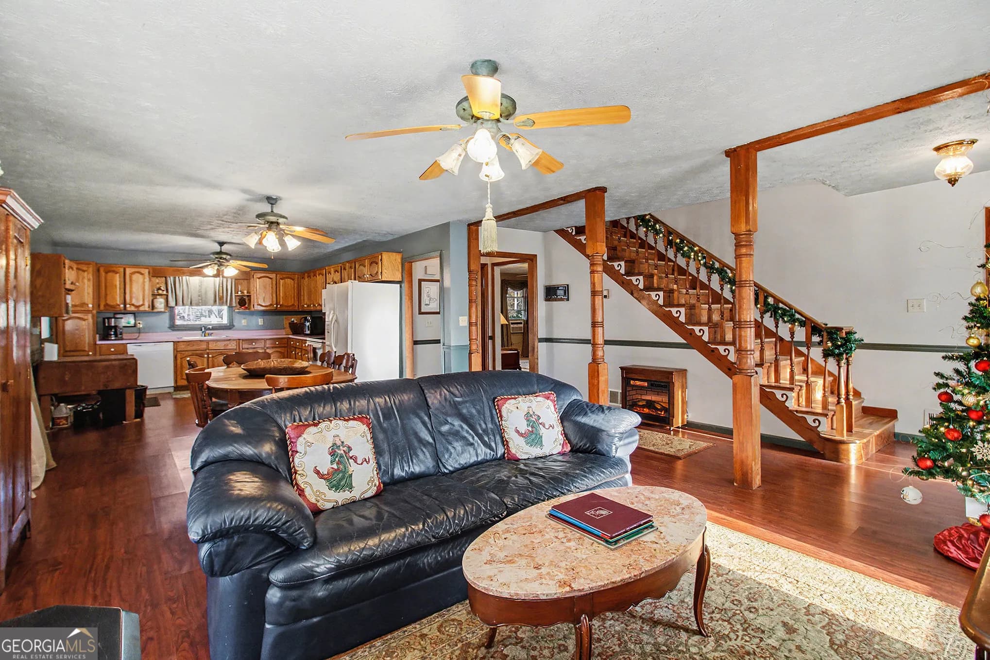90 Wiley Dr — photo 4 of 55