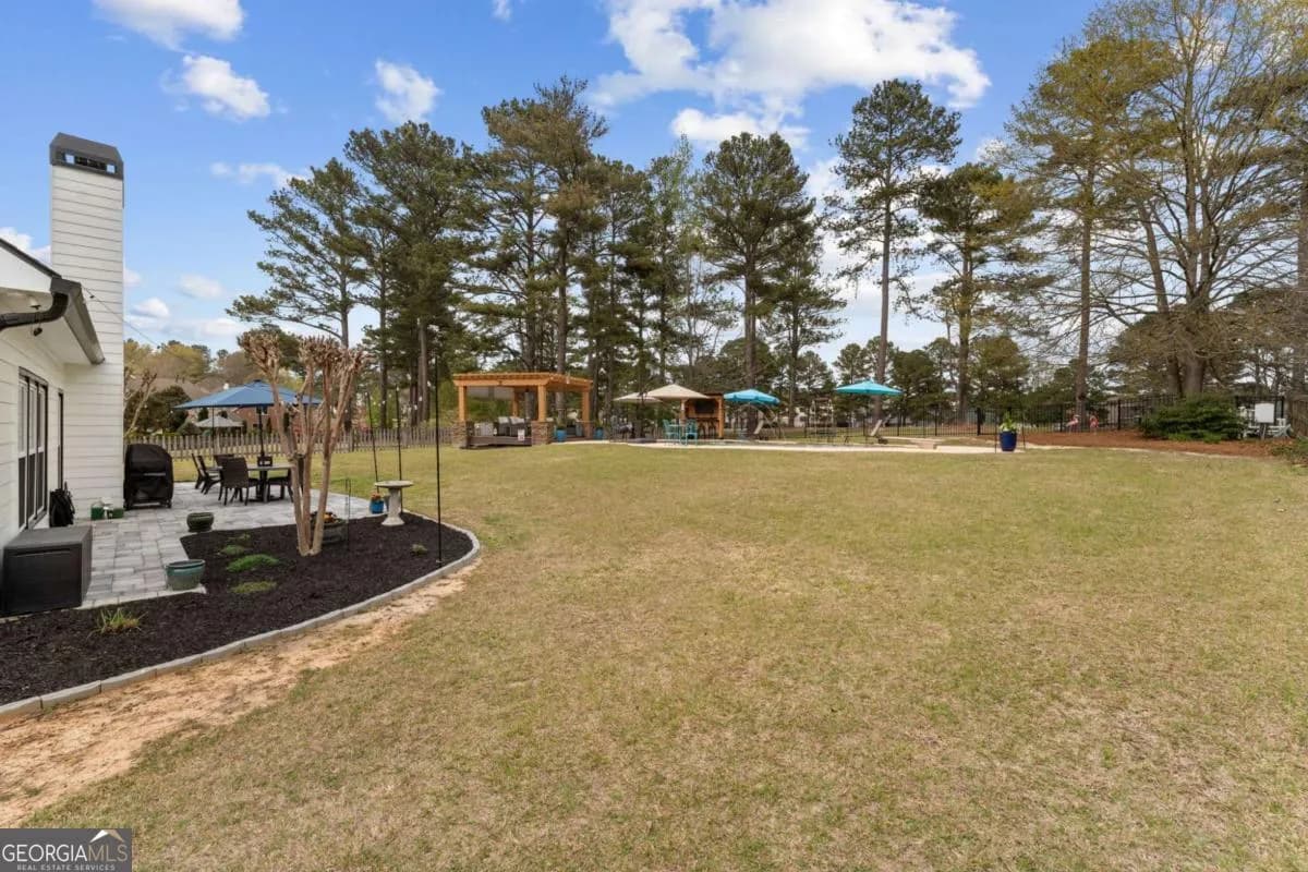3211 Stillwater Dr — photo 34 of 46