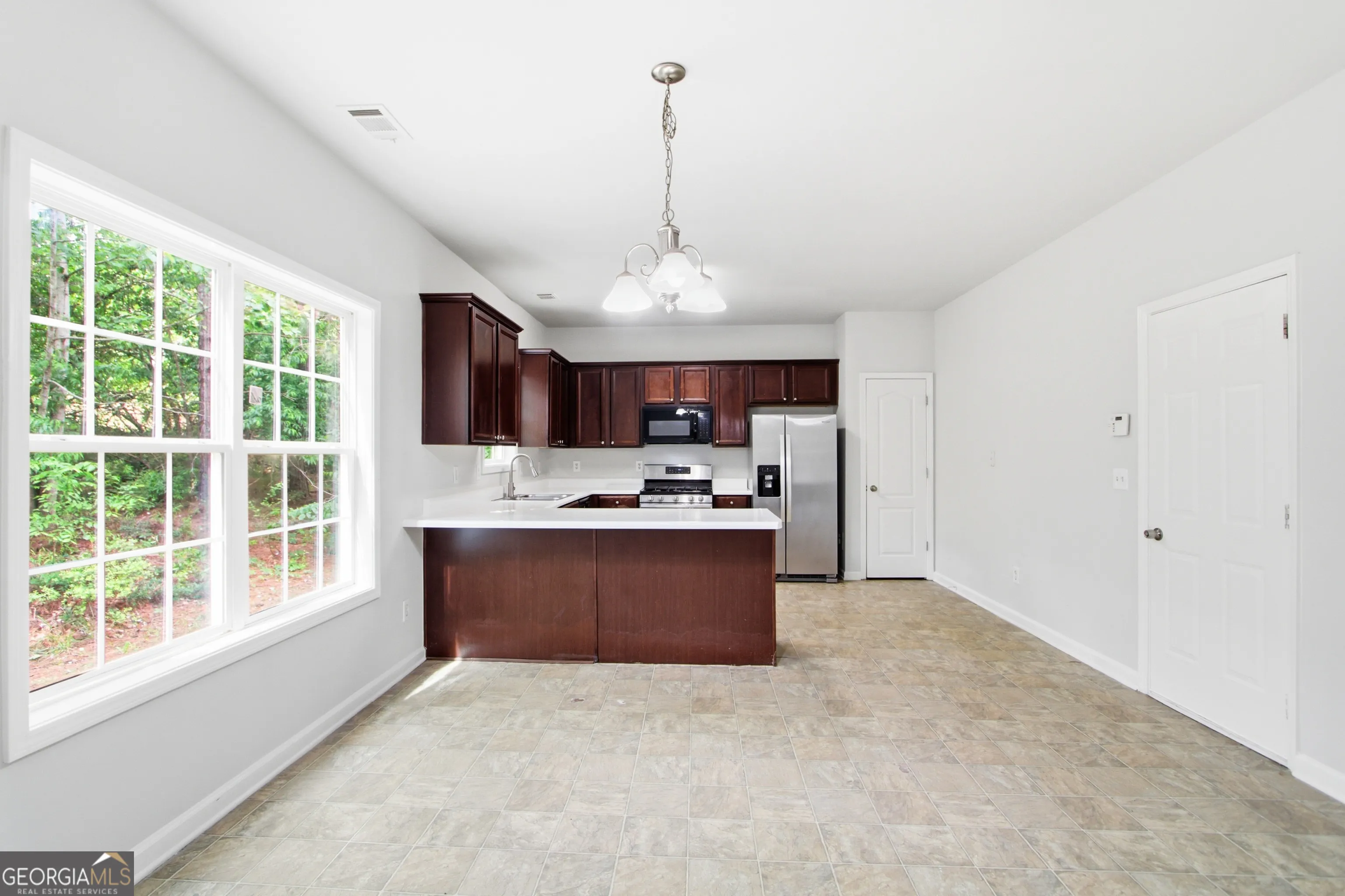 3105 Anneewakee Falls Pkwy — photo 12 of 40