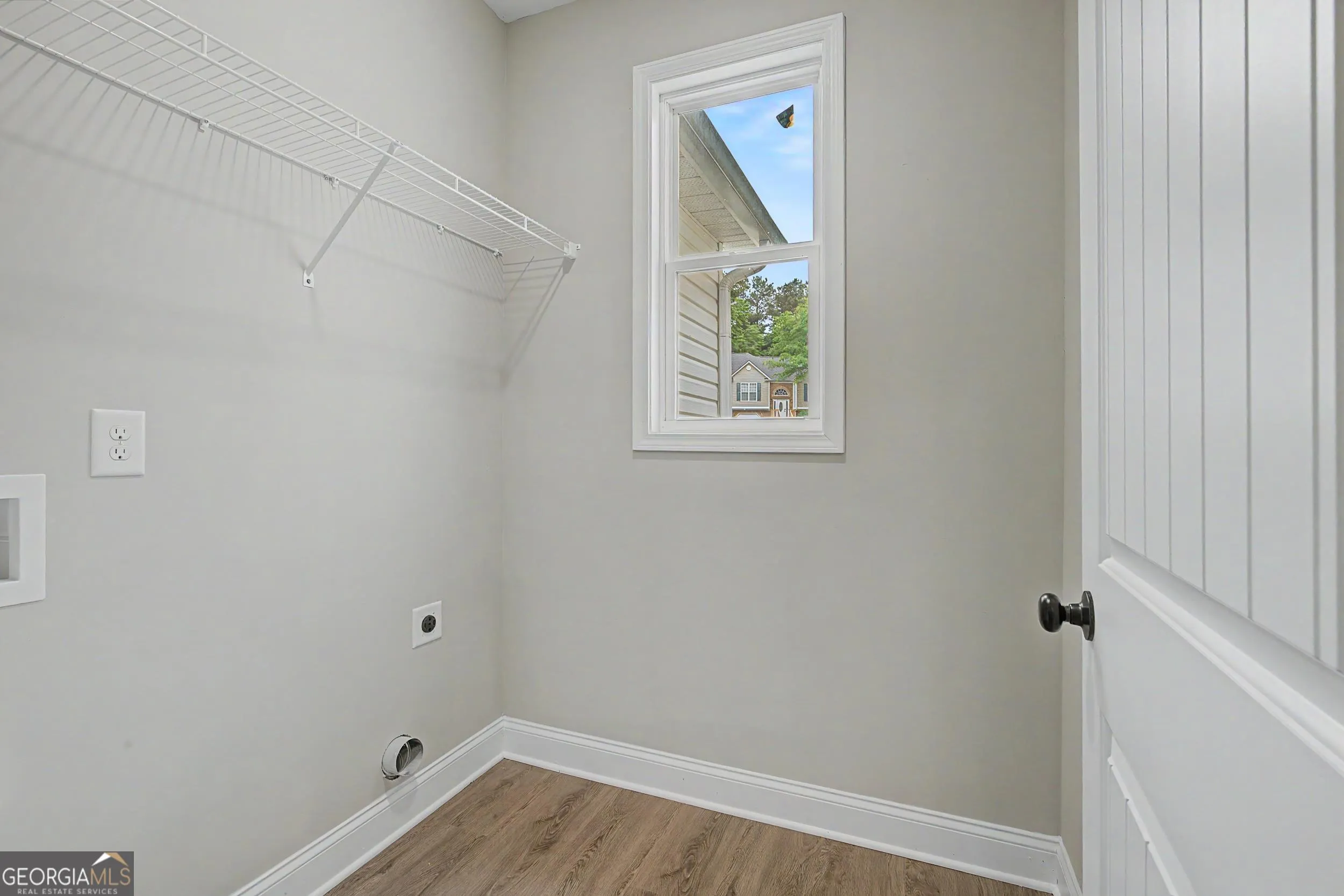 504 Iris Way — photo 28 of 60