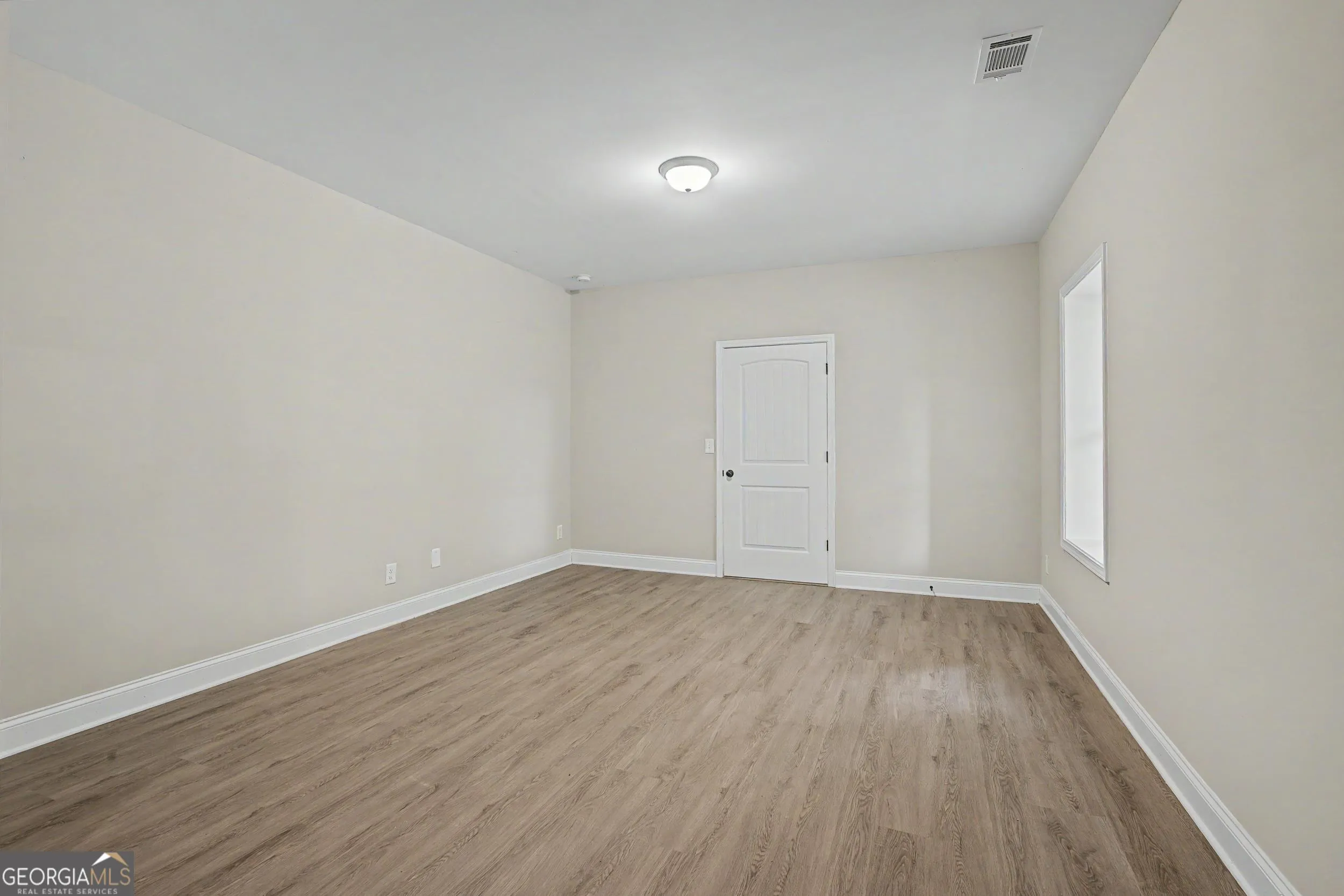 504 Iris Way — photo 31 of 60