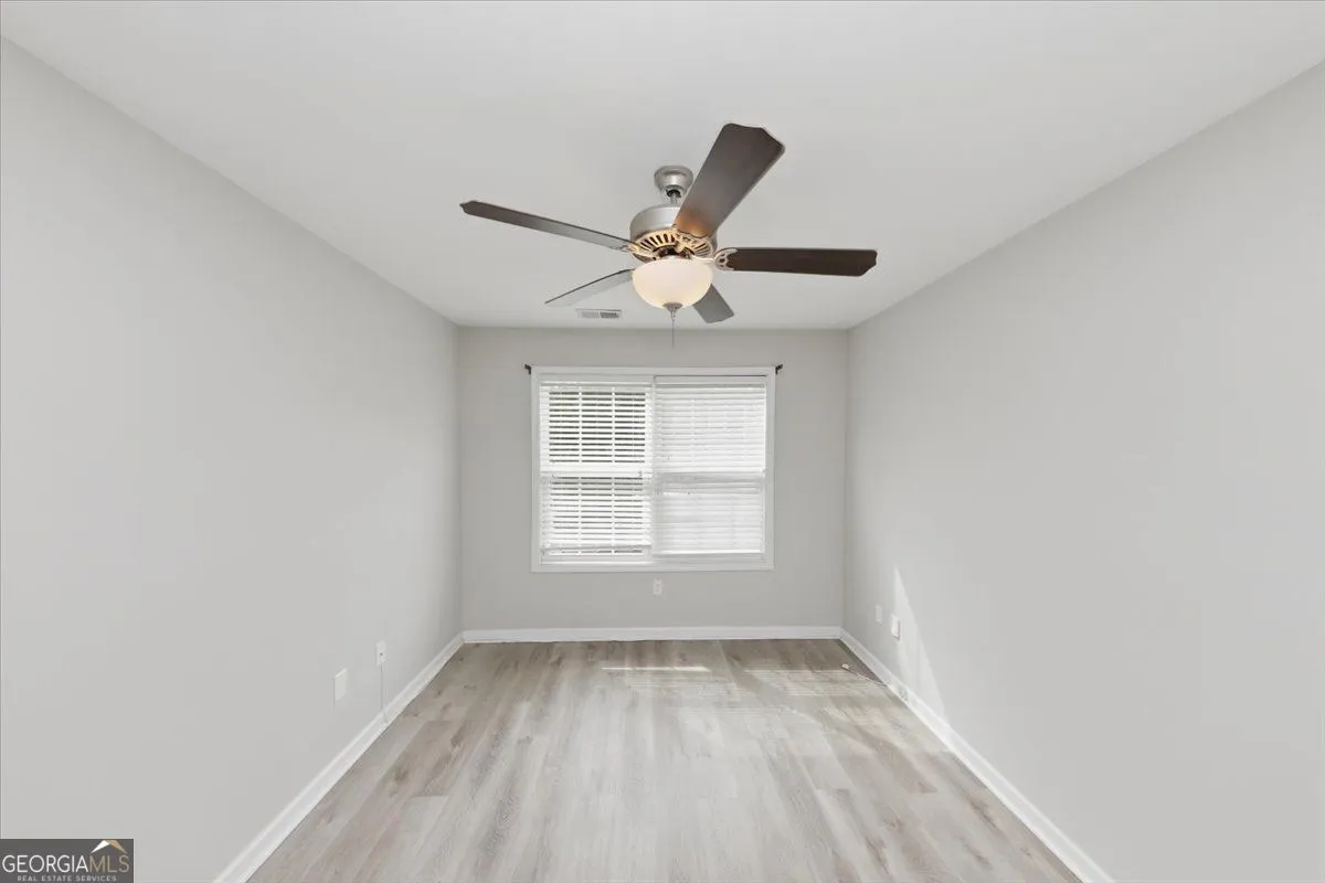 517 Arrowhead Dr — photo 8 of 35