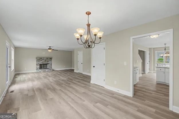 102 Woodside Ct — photo 6 of 56