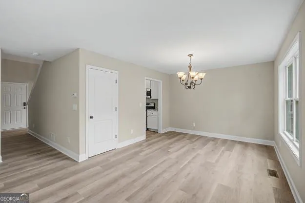 102 Woodside Ct — photo 5 of 56