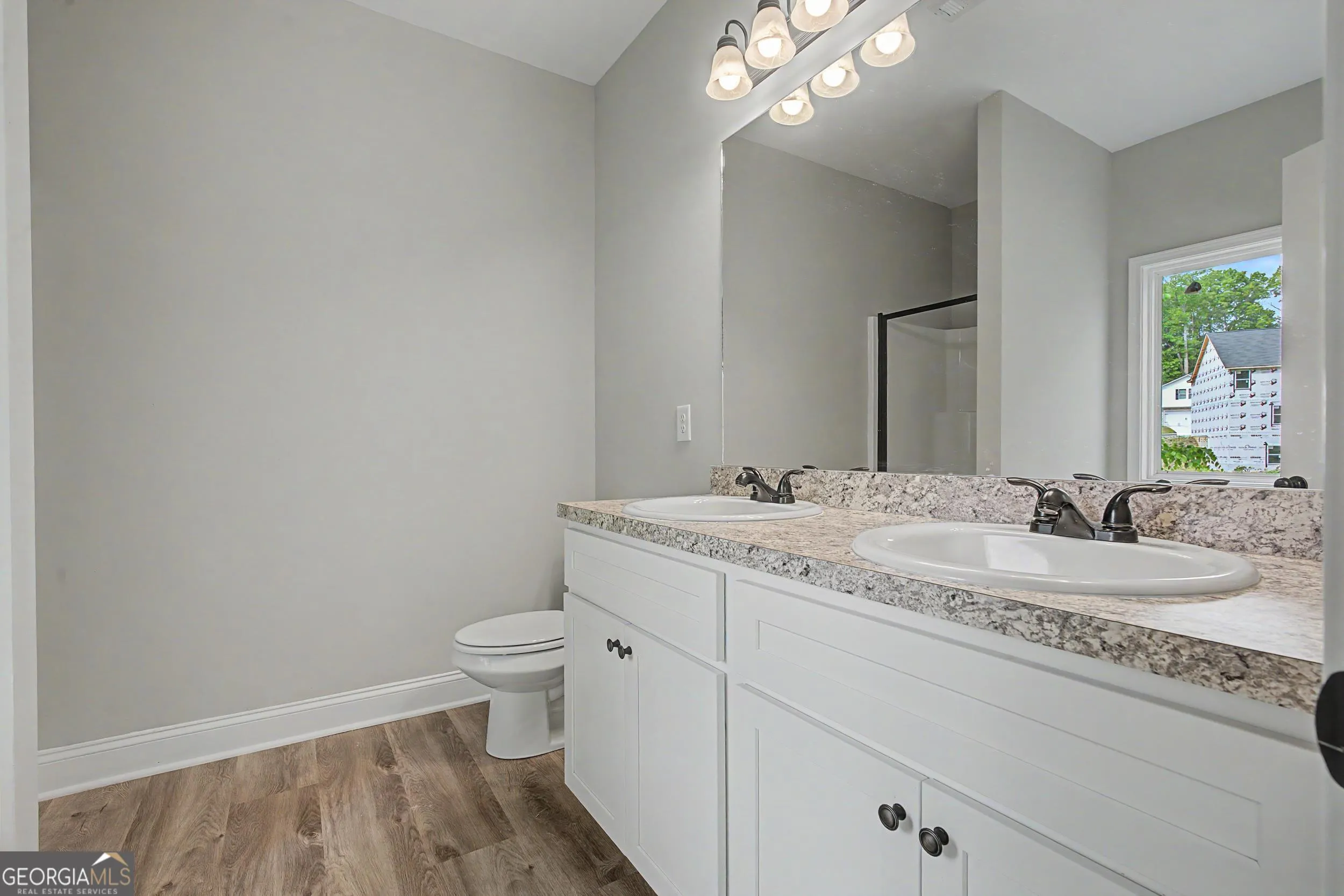 104 Woodside Ct — photo 11 of 53