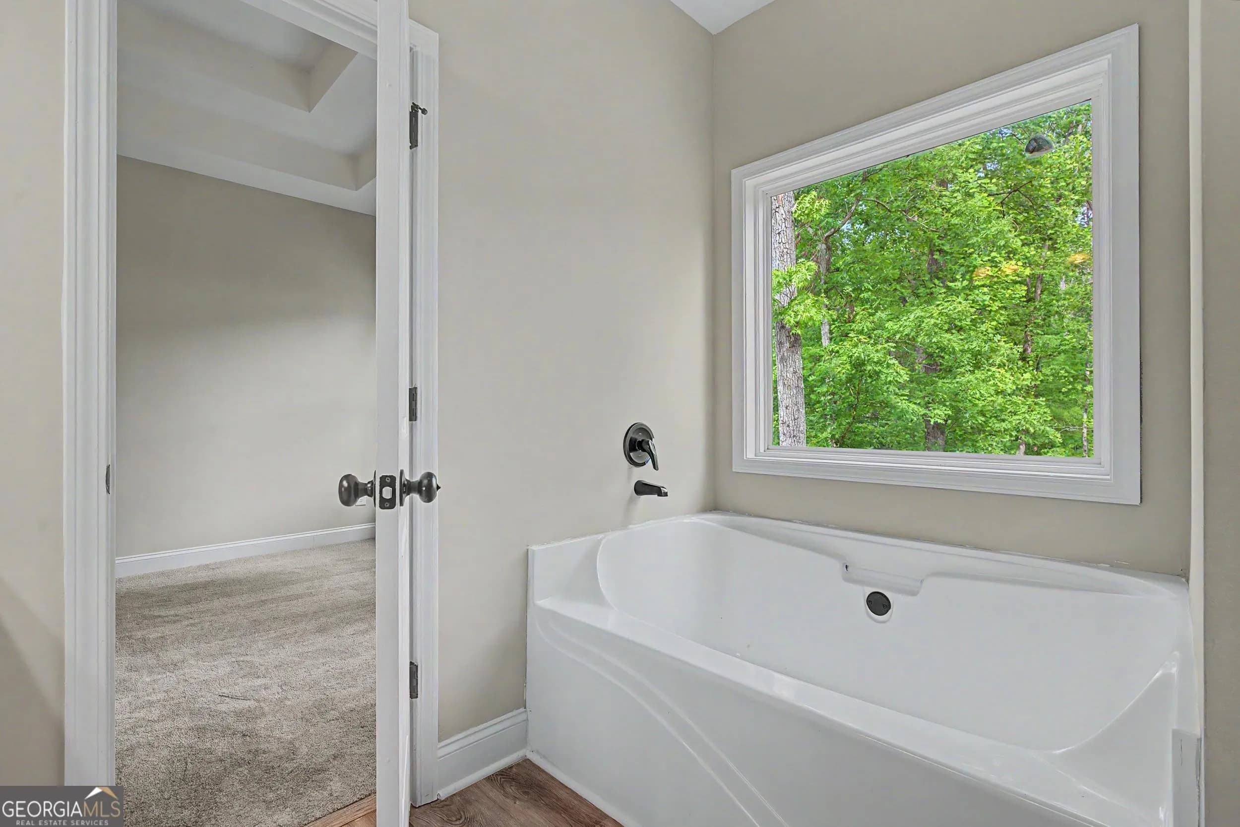 104 Woodside Ct — photo 14 of 53