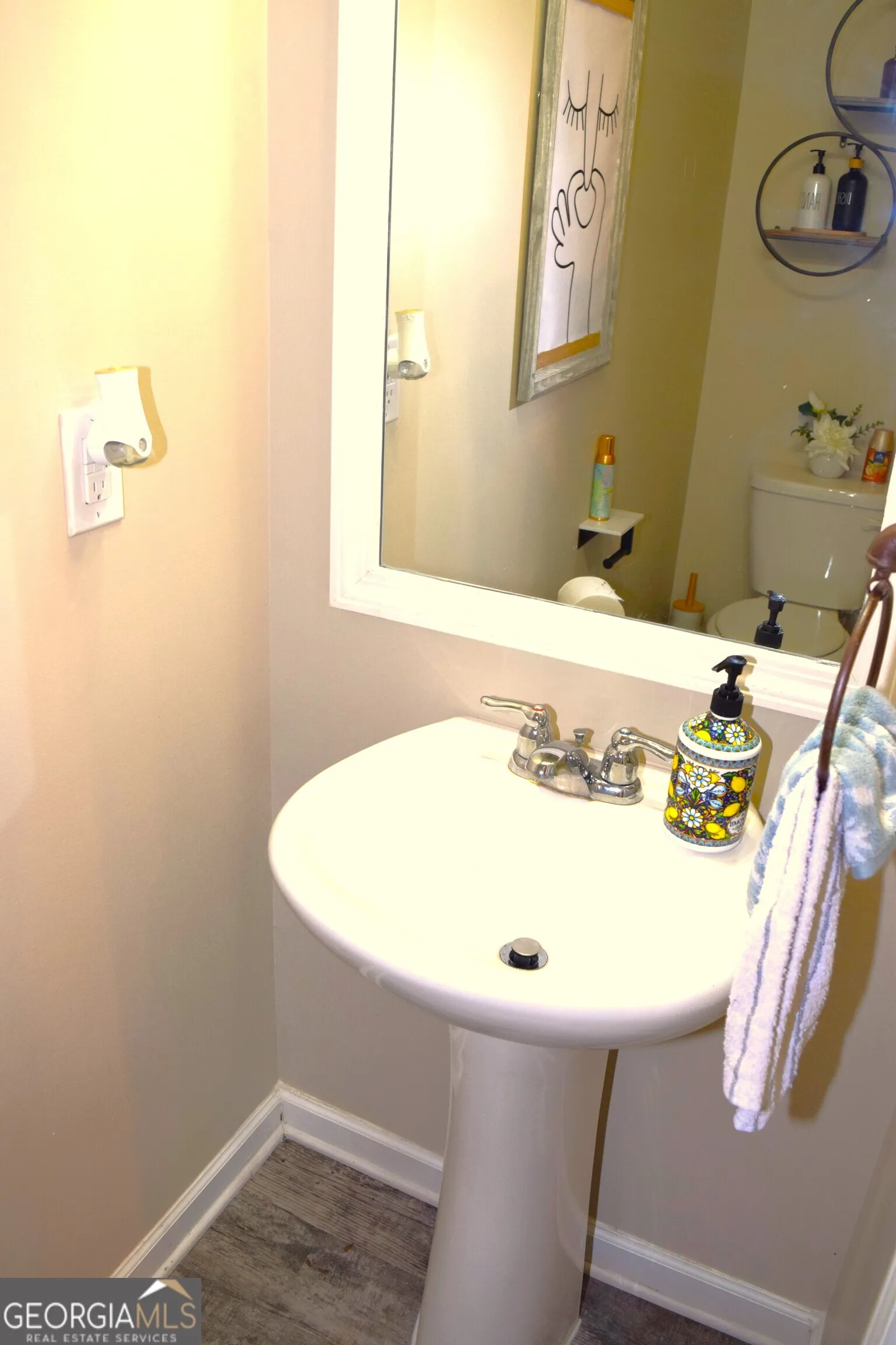 181 Aberdeen Way — photo 4 of 45