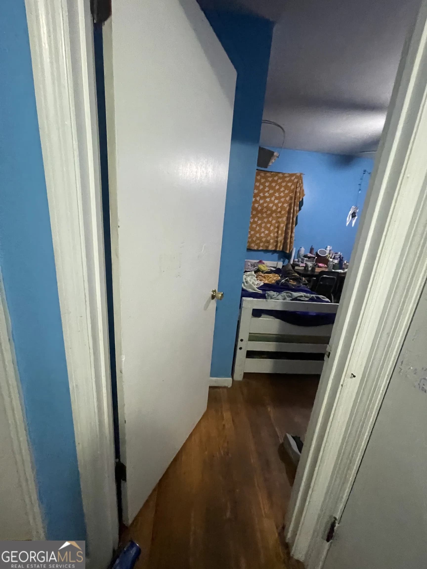 810 Stewart St — photo 15 of 17