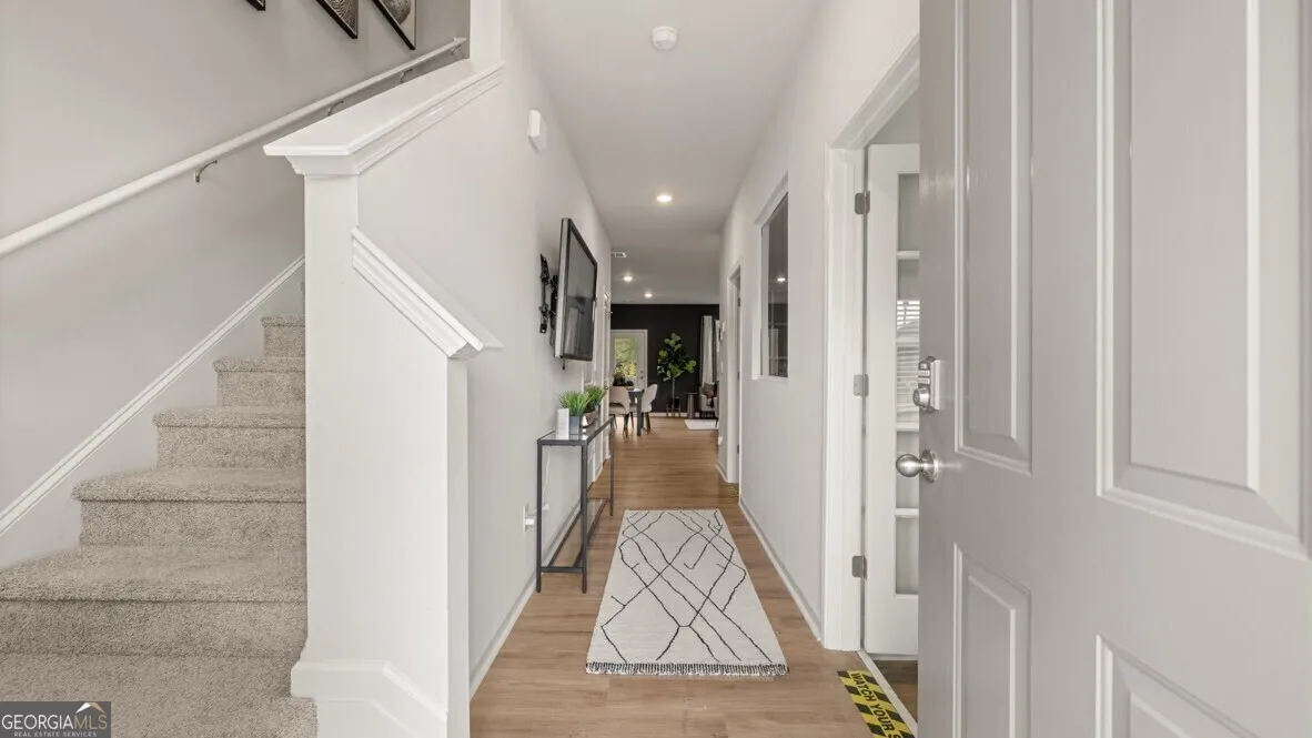 2023 Roseleigh Dr — photo 13 of 29