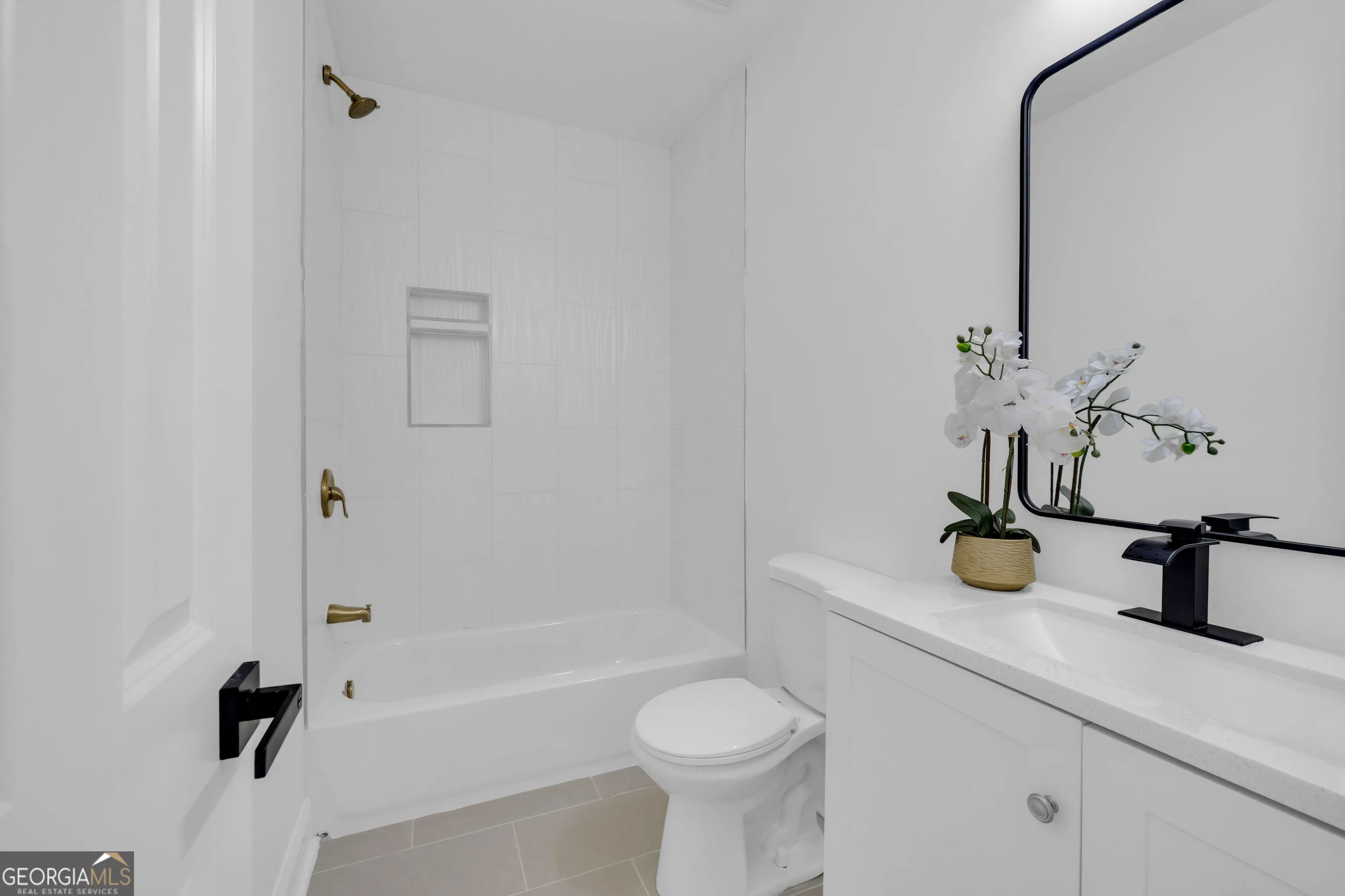 5401 South Lake Dr — photo 15 of 24