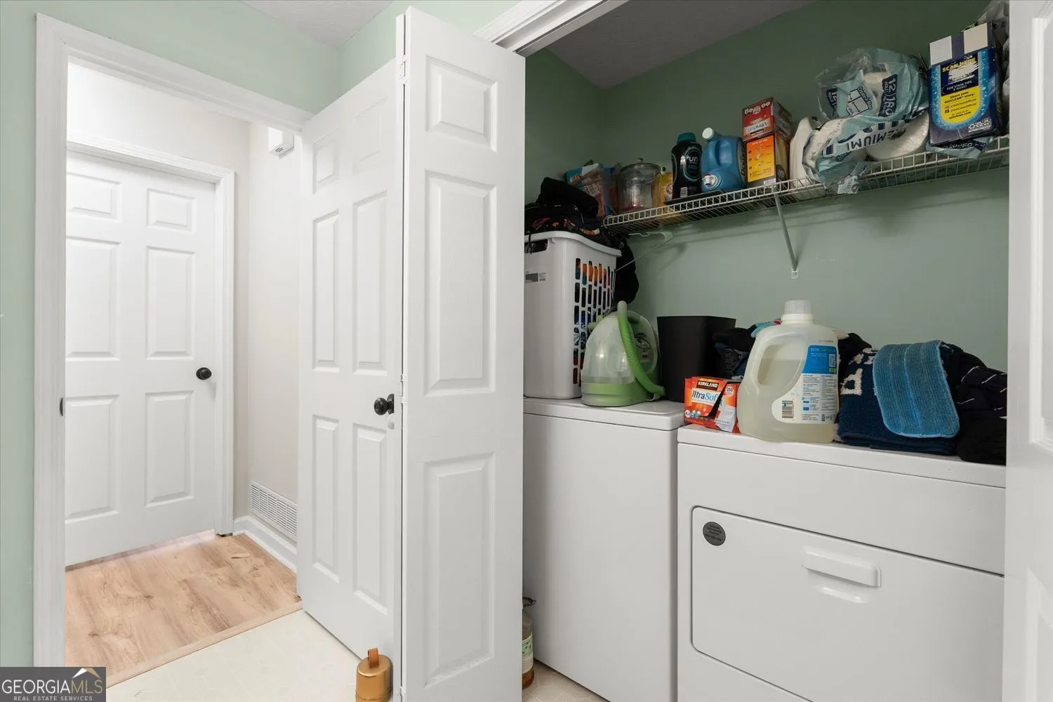4241 Sturbridge Dr — photo 22 of 43