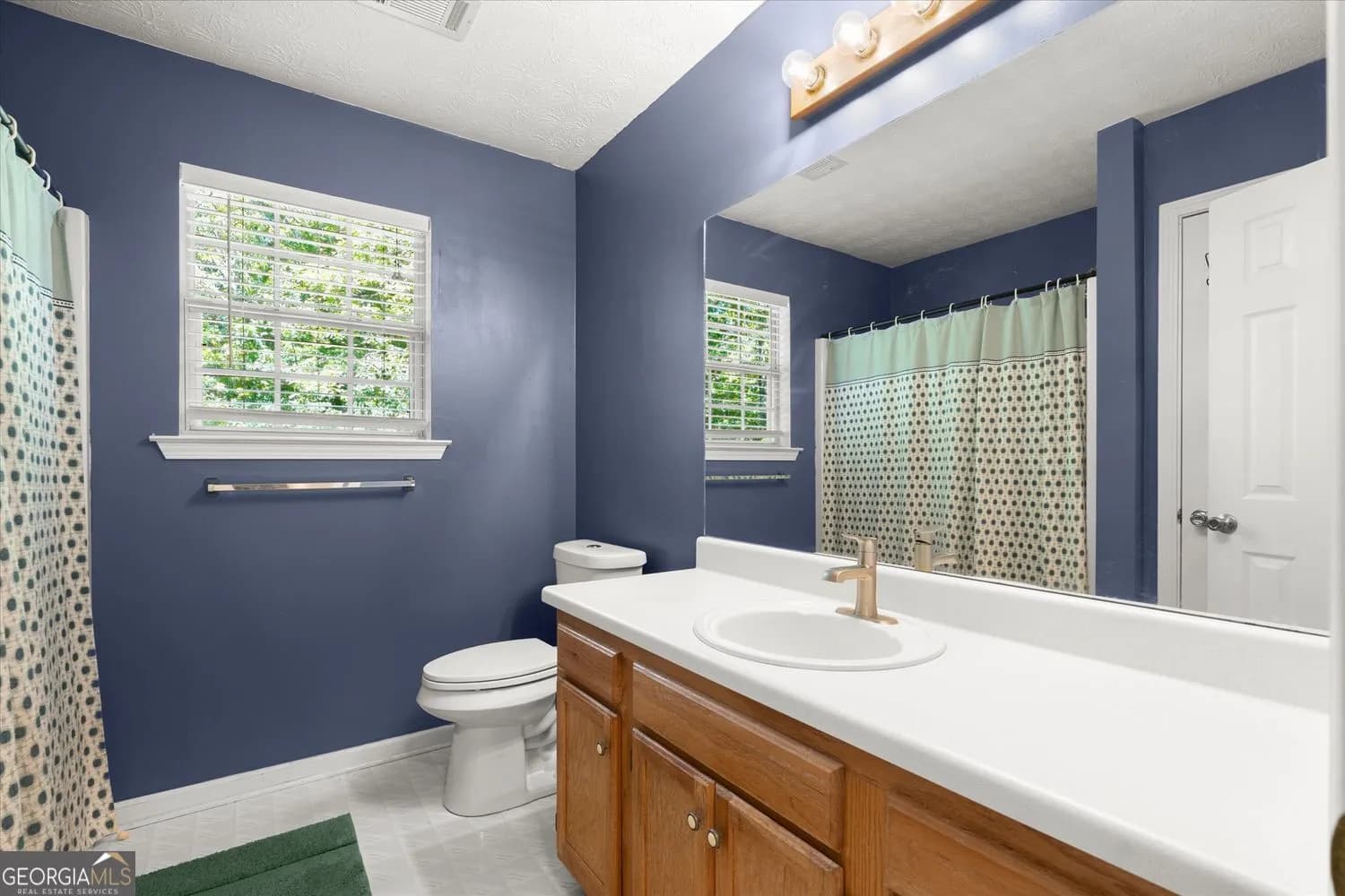 4241 Sturbridge Dr — photo 4 of 43