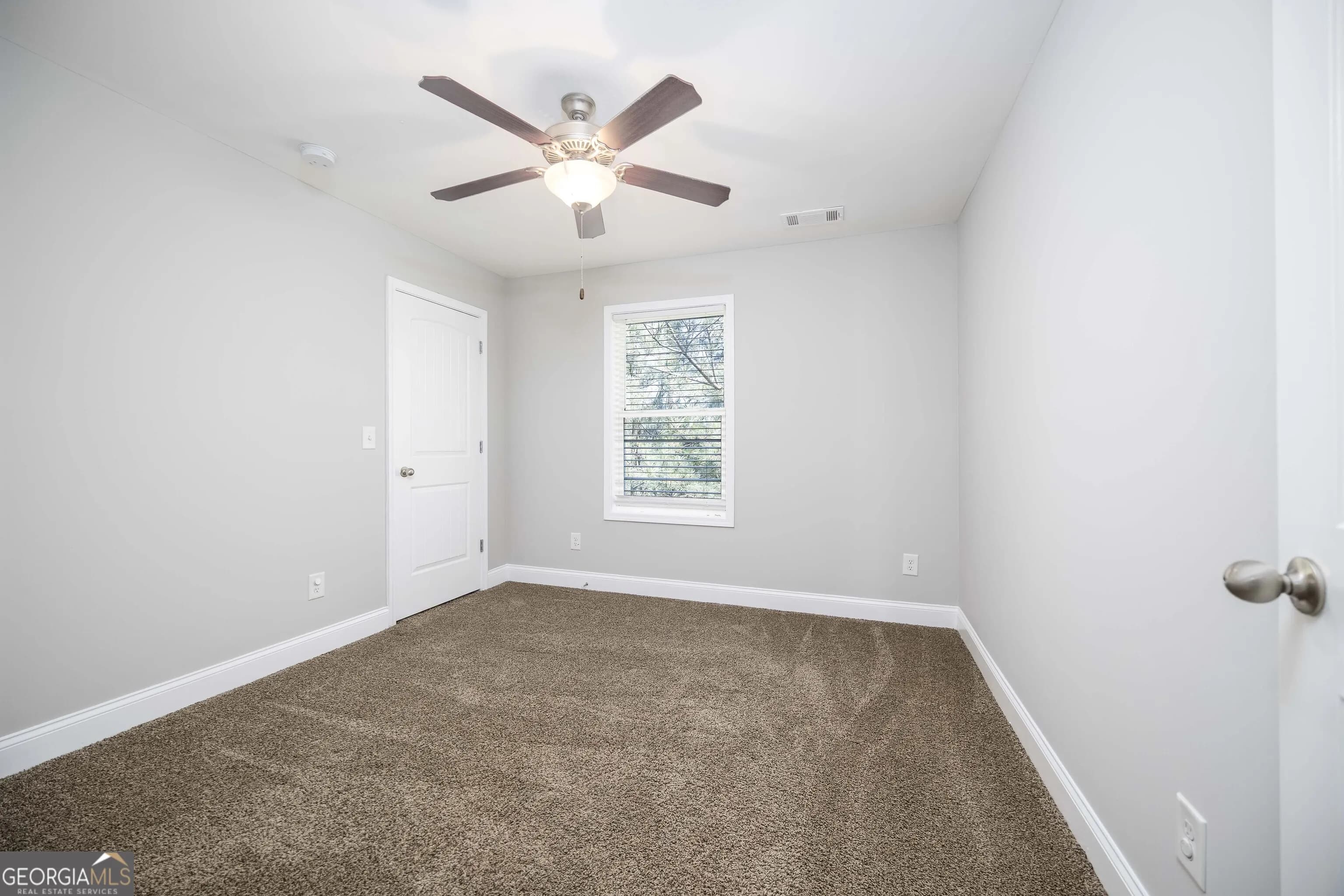 68 Crescent Cmns — photo 8 of 26