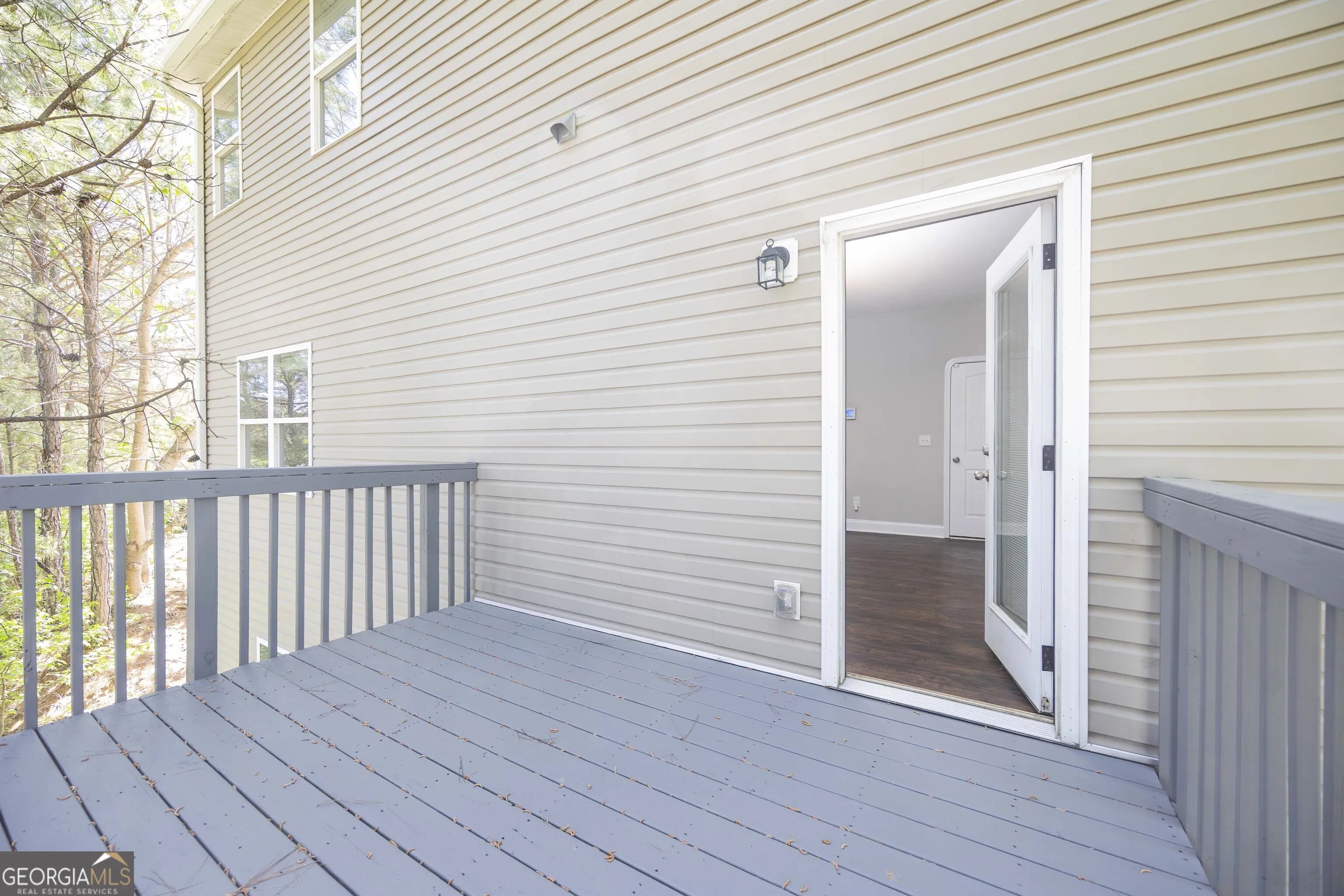68 Crescent Cmns — photo 15 of 26