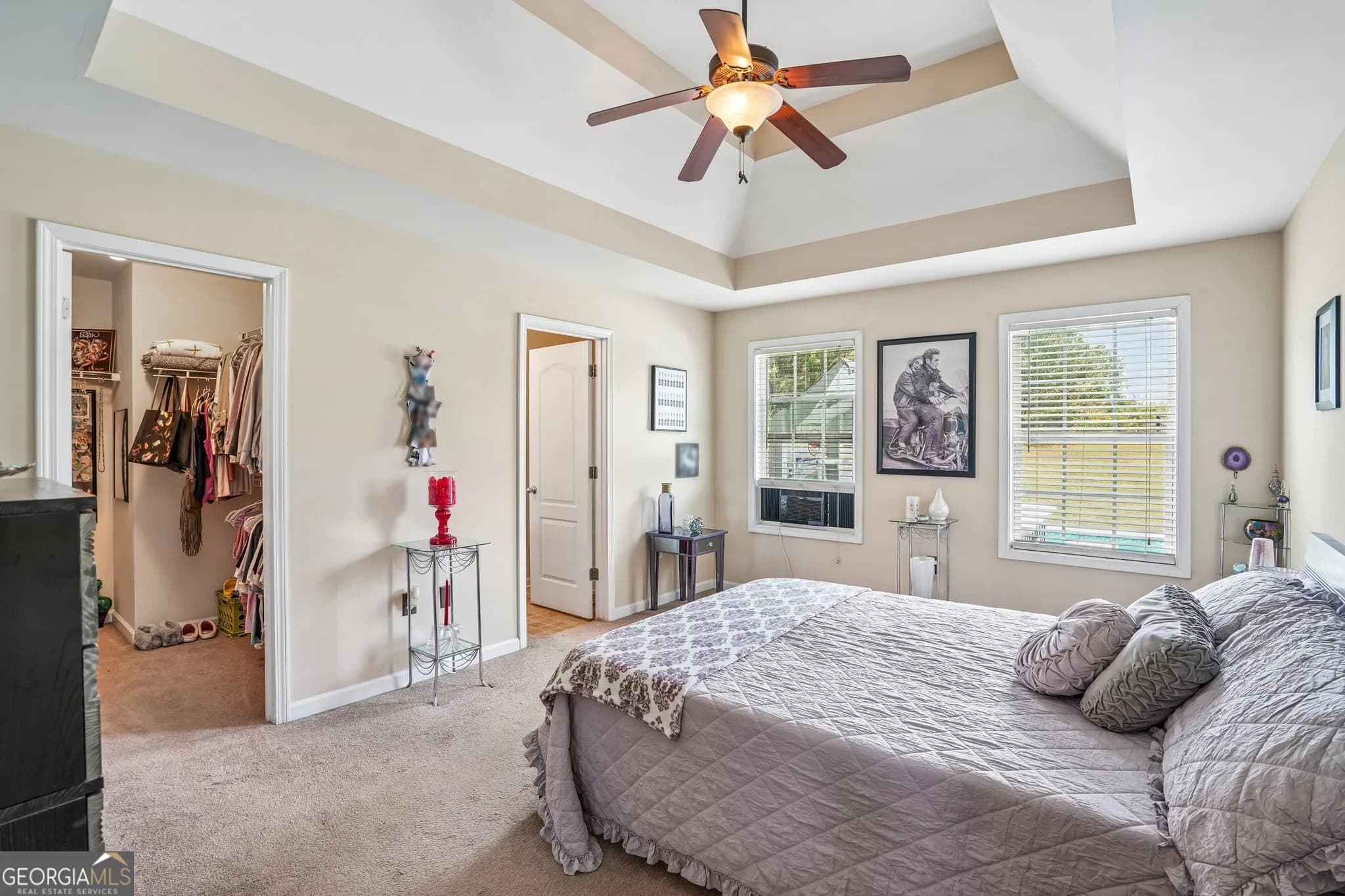 974 Honeysuckle Ln — photo 9 of 57