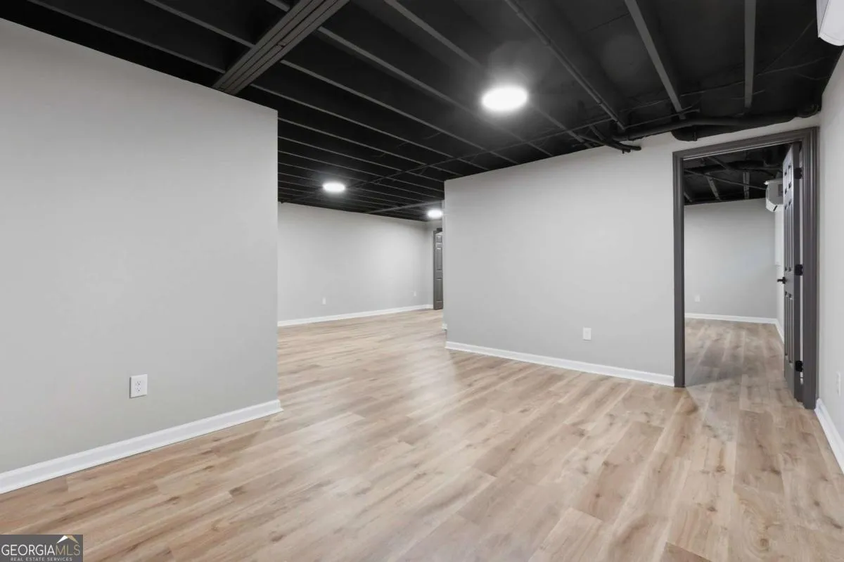 3191 Lakeview Pkwy — photo 22 of 43