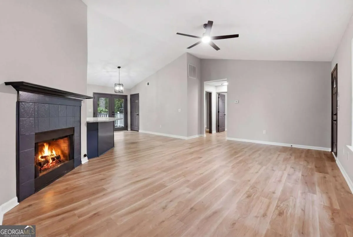 3191 Lakeview Pkwy — photo 42 of 43