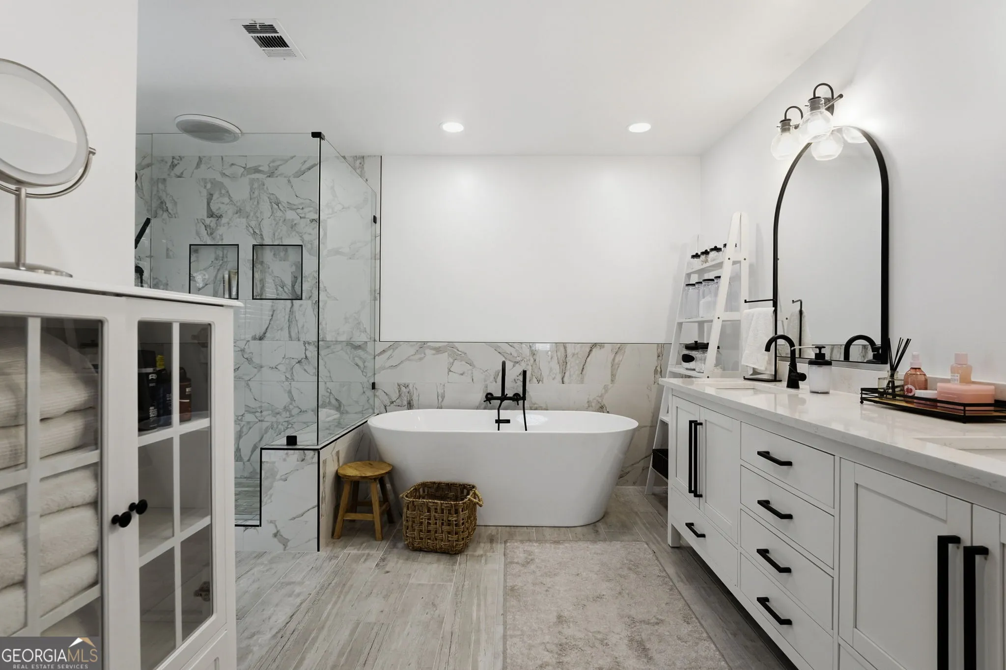 1029 Landon Dr — photo 15 of 59