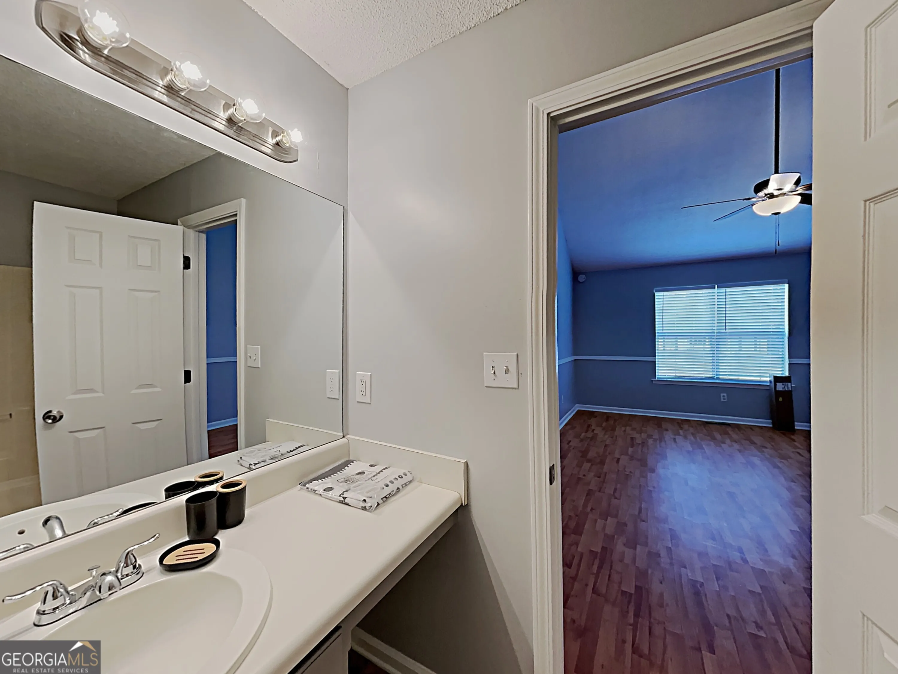 330 Peach Crossing Dr — photo 10 of 20