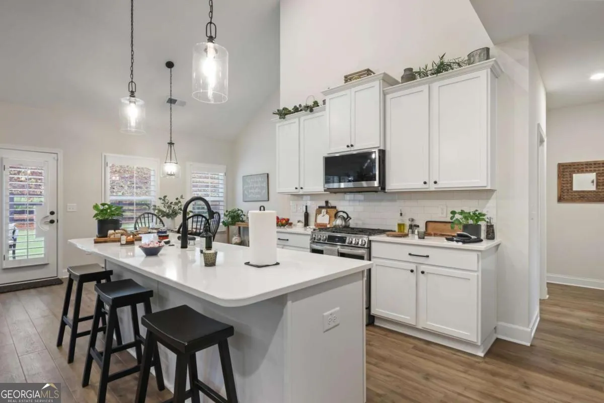 17 Magnolia Ct — photo 6 of 36