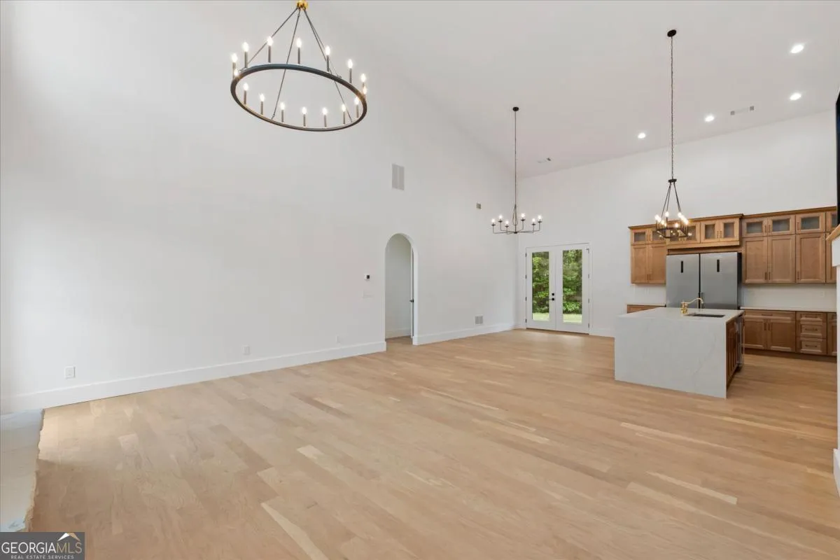 112 Summit Ln — photo 3 of 62