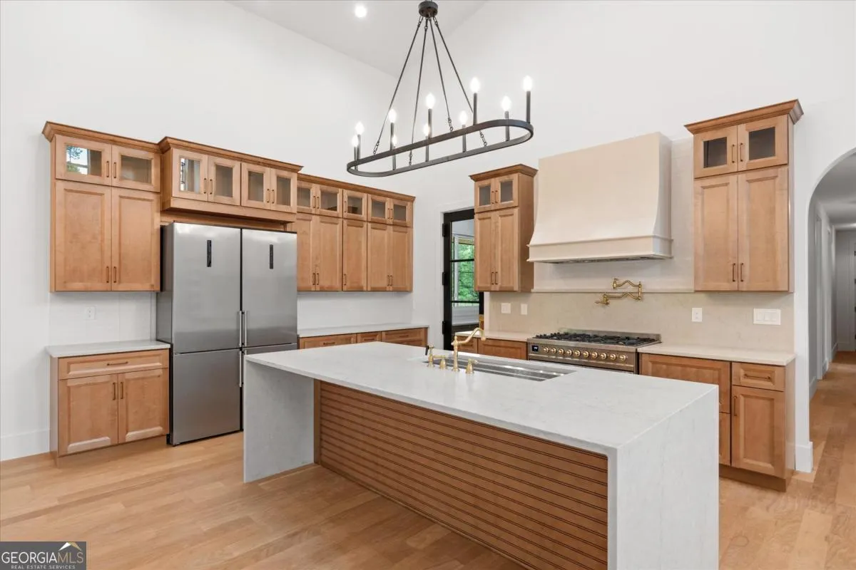 112 Summit Ln — photo 9 of 62