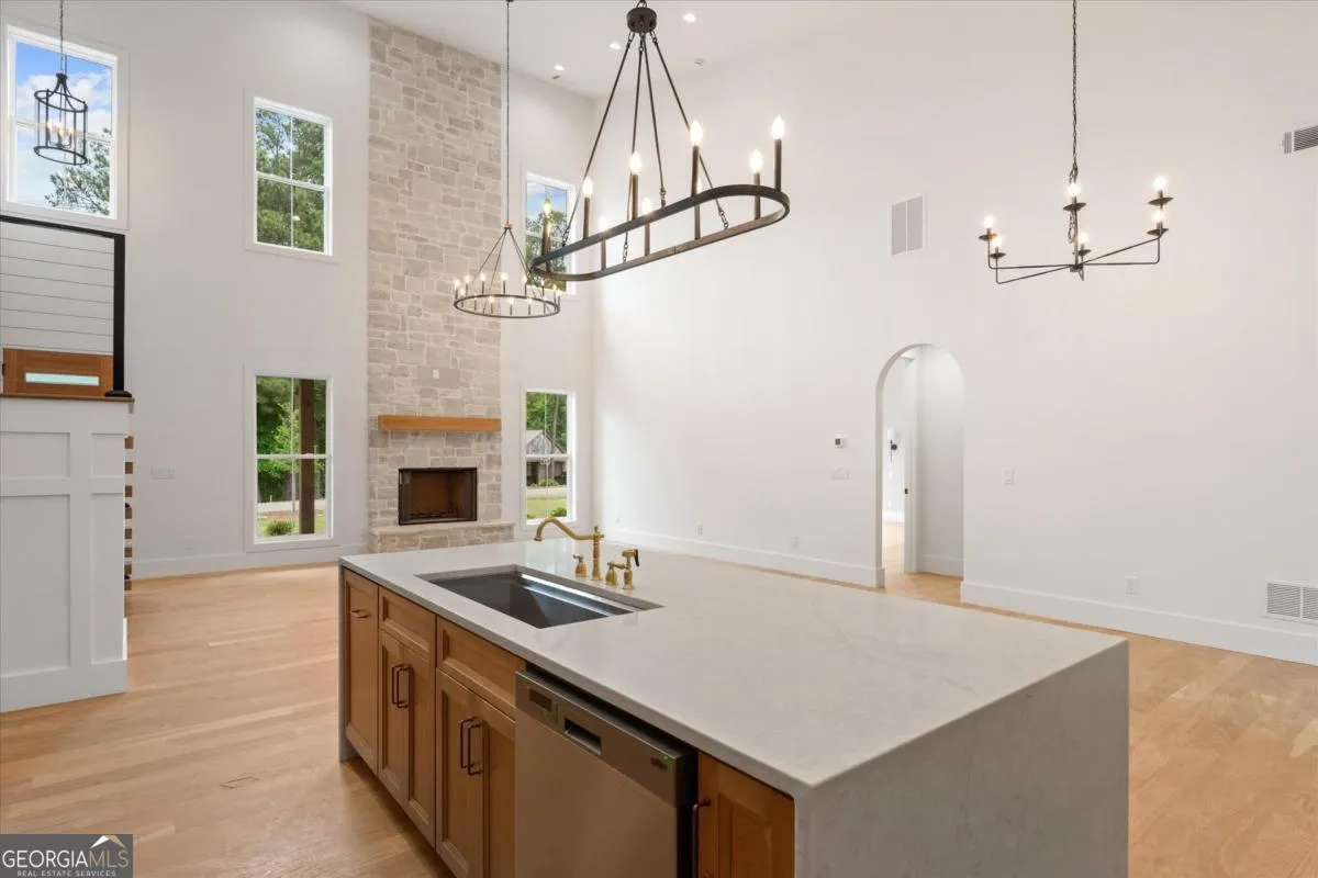 112 Summit Ln — photo 14 of 62
