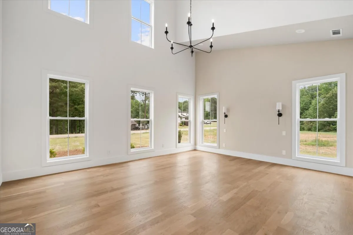 112 Summit Ln — photo 15 of 62