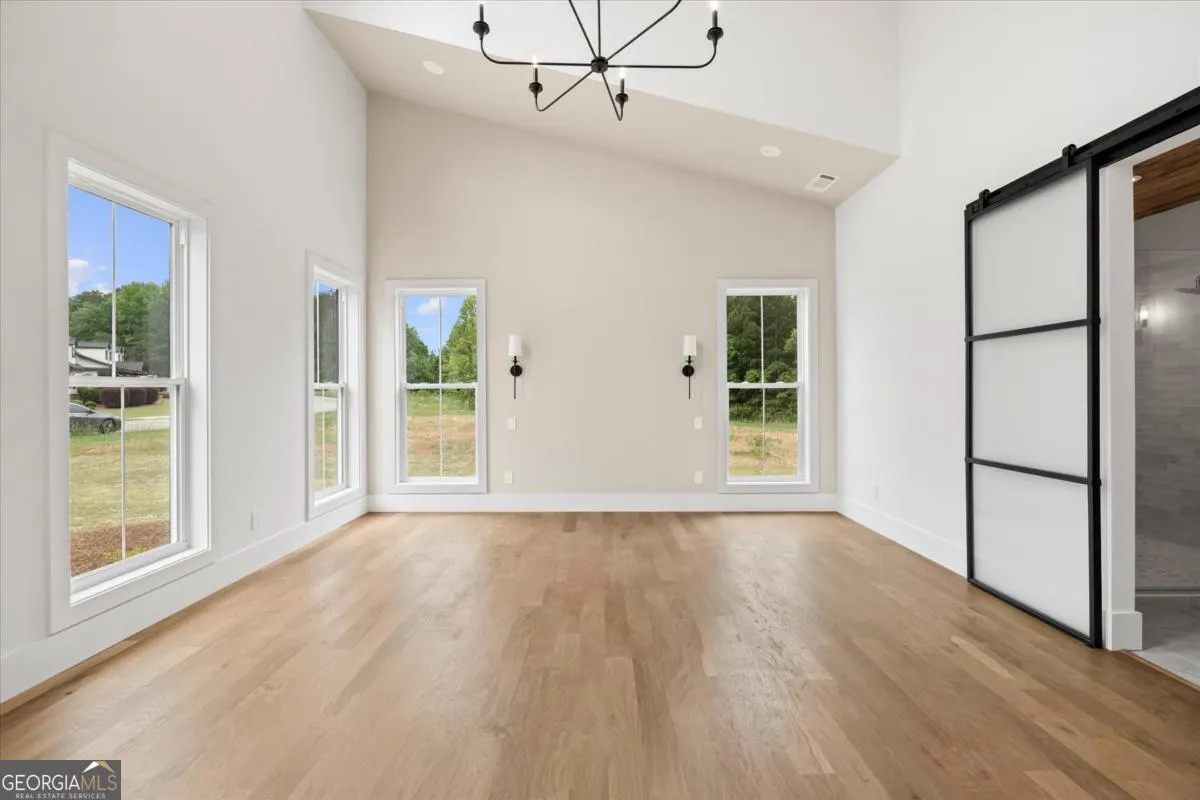 112 Summit Ln — photo 16 of 62
