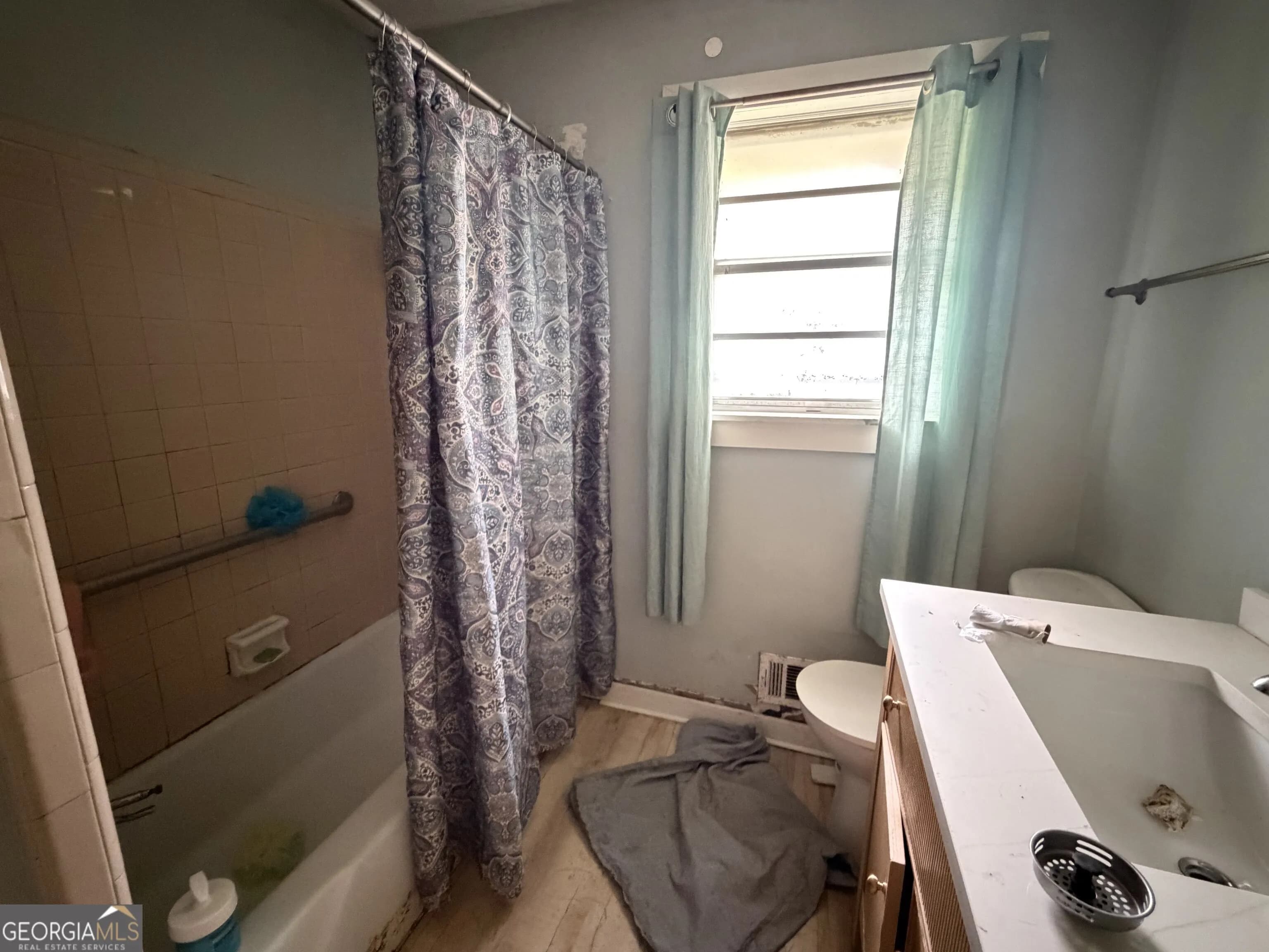 4183 Jade Dr — photo 3 of 21