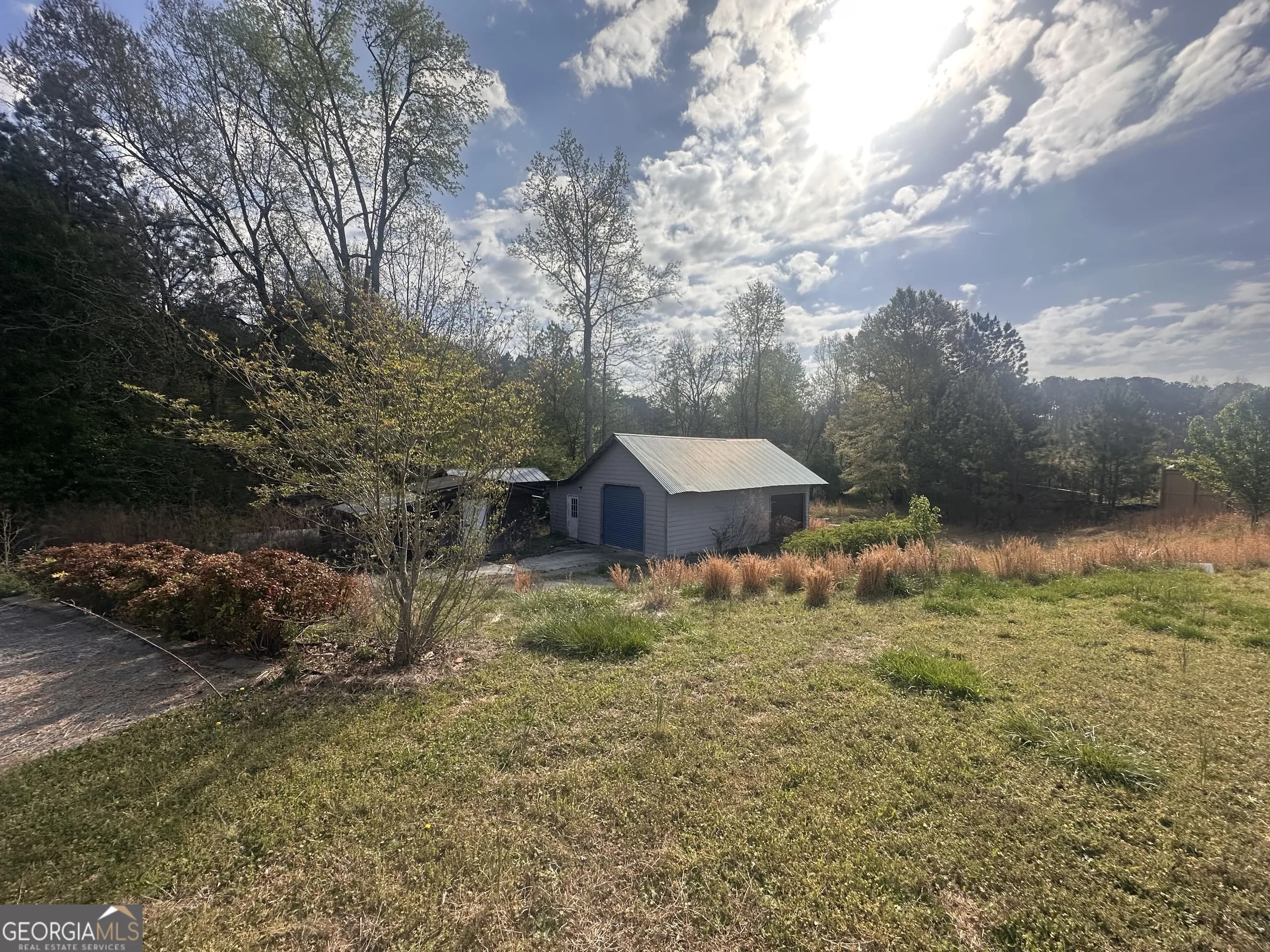 1198 Old Mill Rd — photo 16 of 17