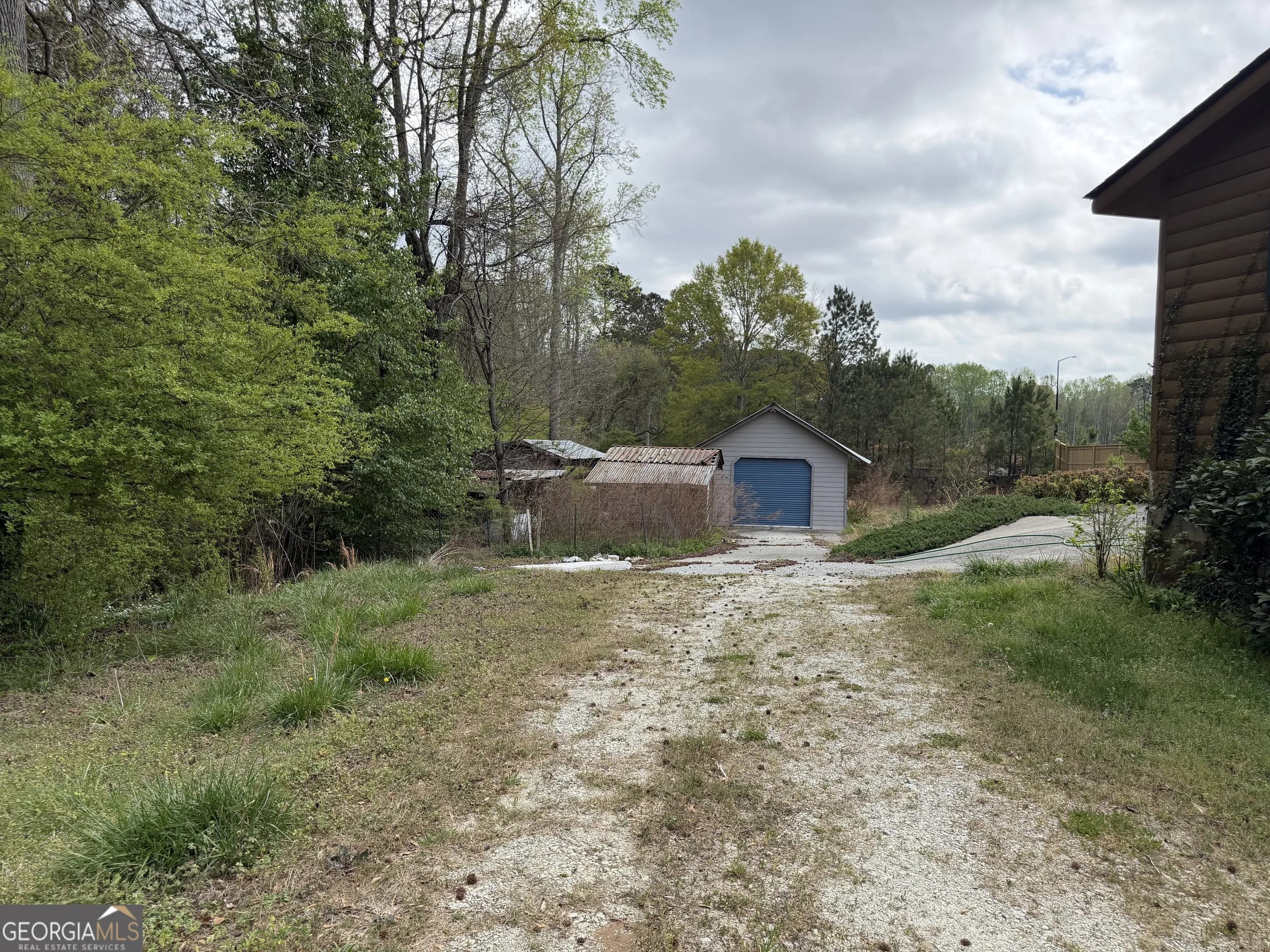 1198 Old Mill Rd — photo 11 of 17