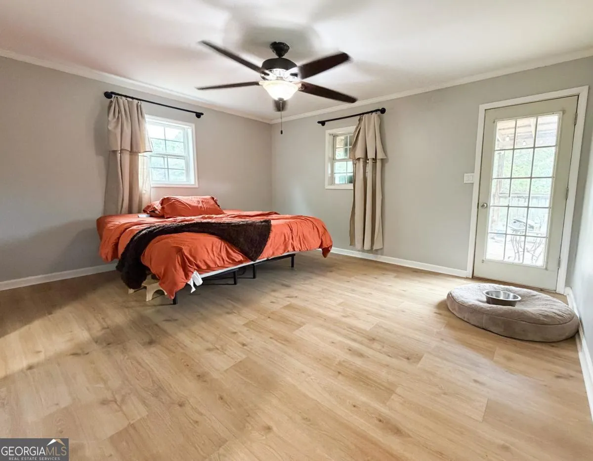 7072 Cantrell Rd — photo 15 of 17