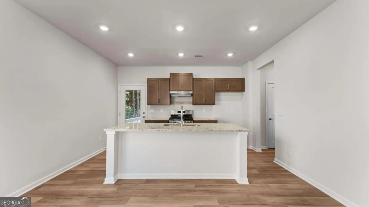 330 Cedar Hill Dr — photo 16 of 22