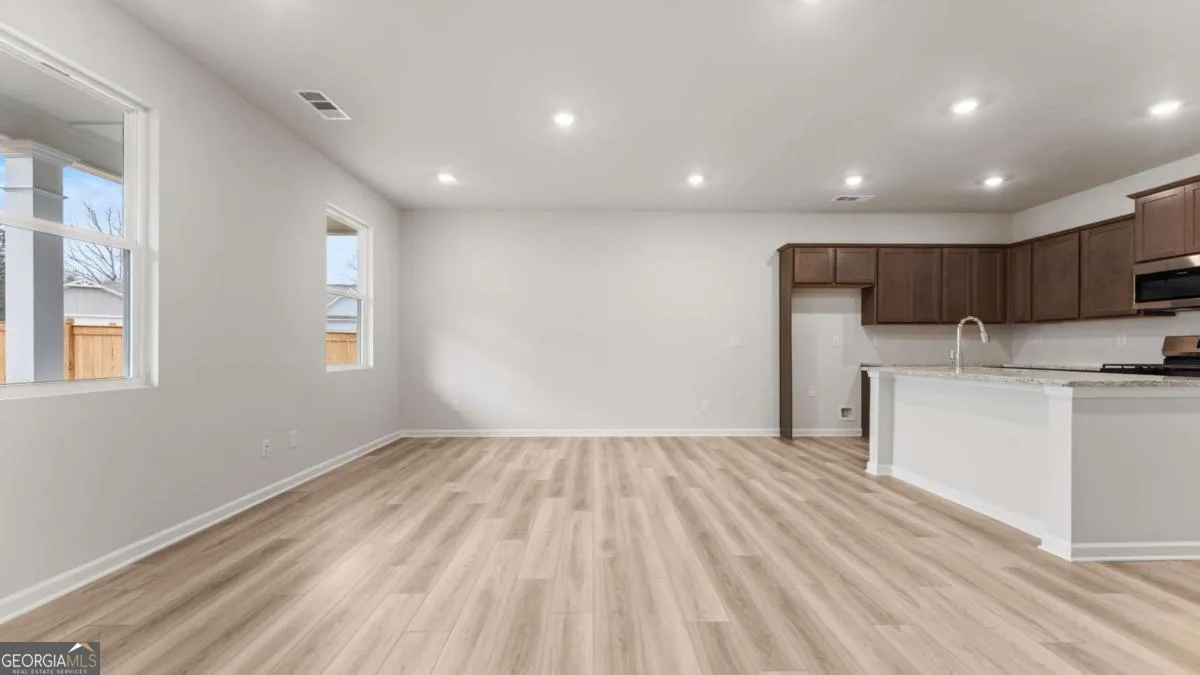 30 Primrose Dr — photo 15 of 19