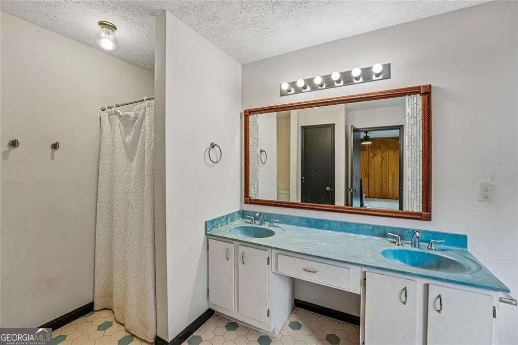 8137 Jenkins Rd — photo 18 of 58