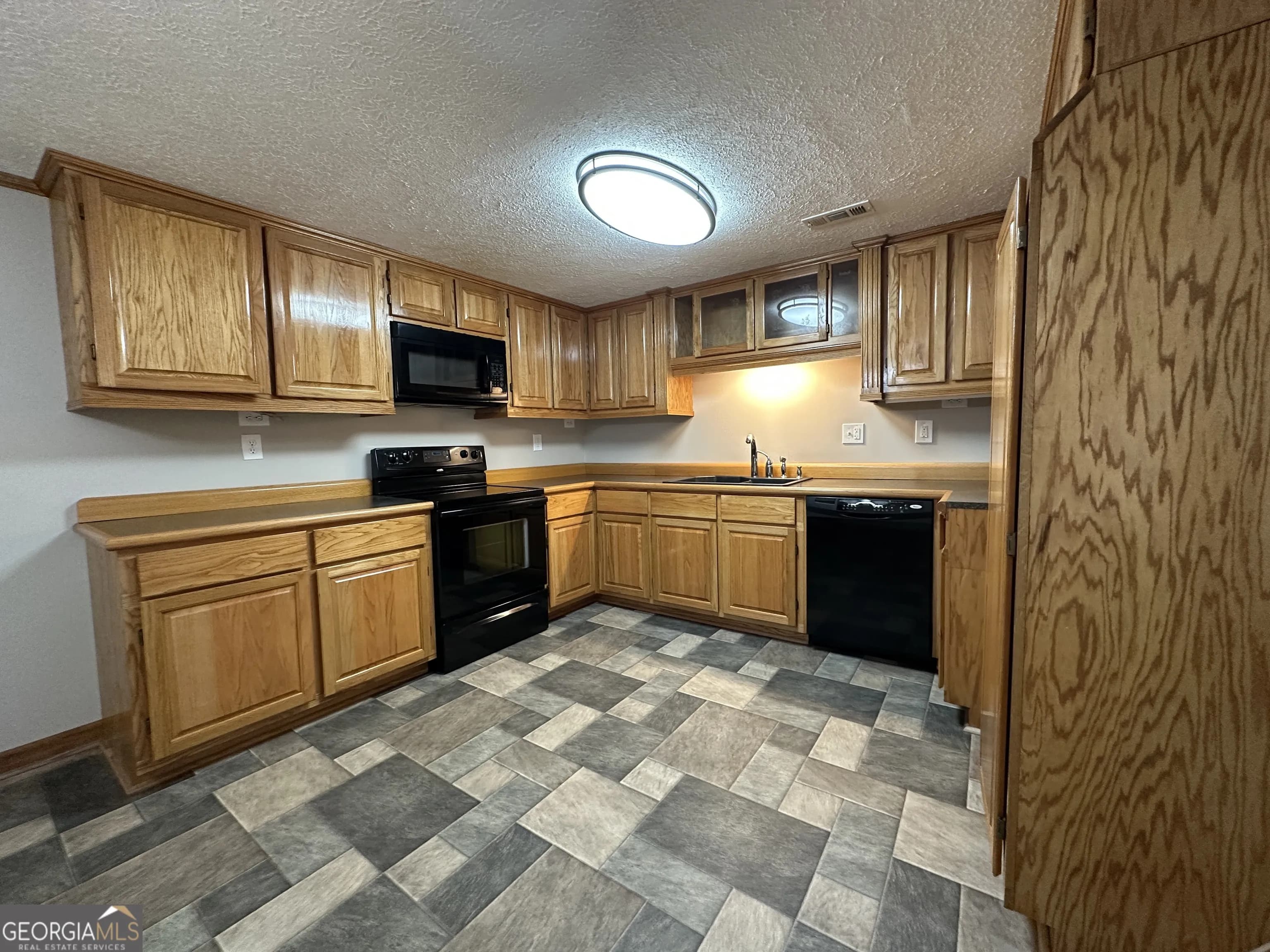 710 Spiva Rd — photo 5 of 28