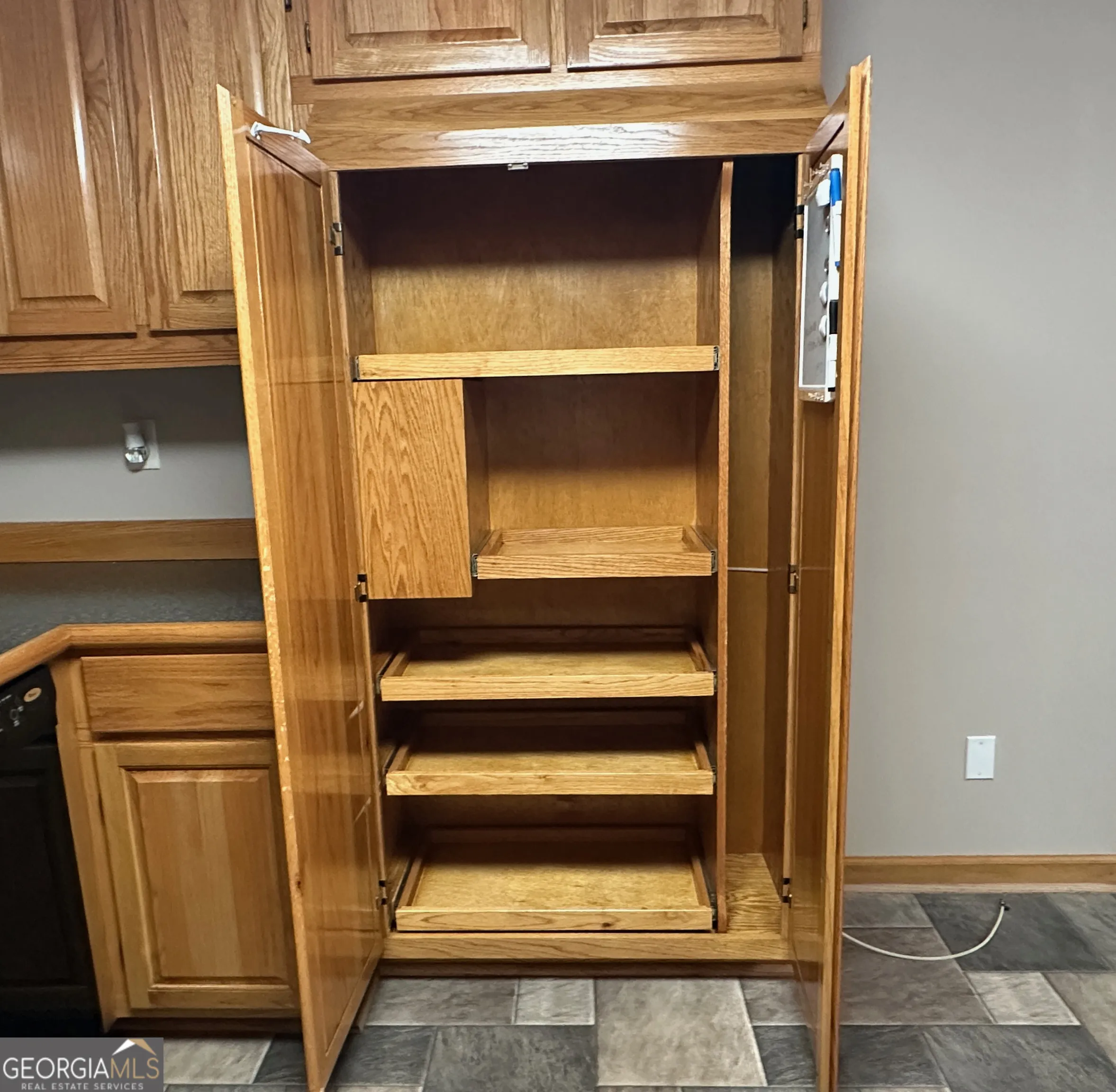 710 Spiva Rd — photo 8 of 28