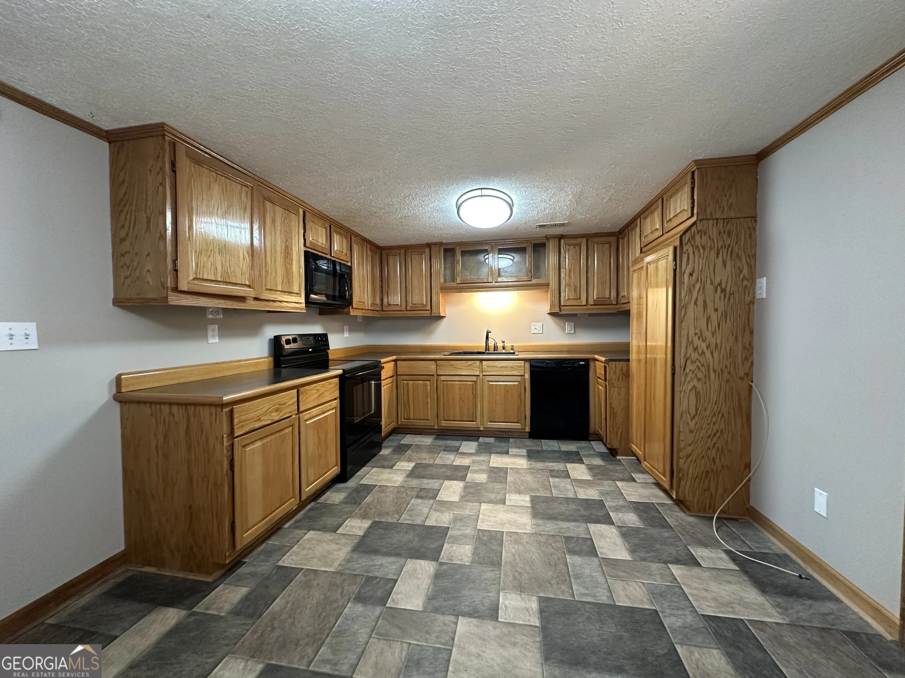710 Spiva Rd — photo 4 of 28