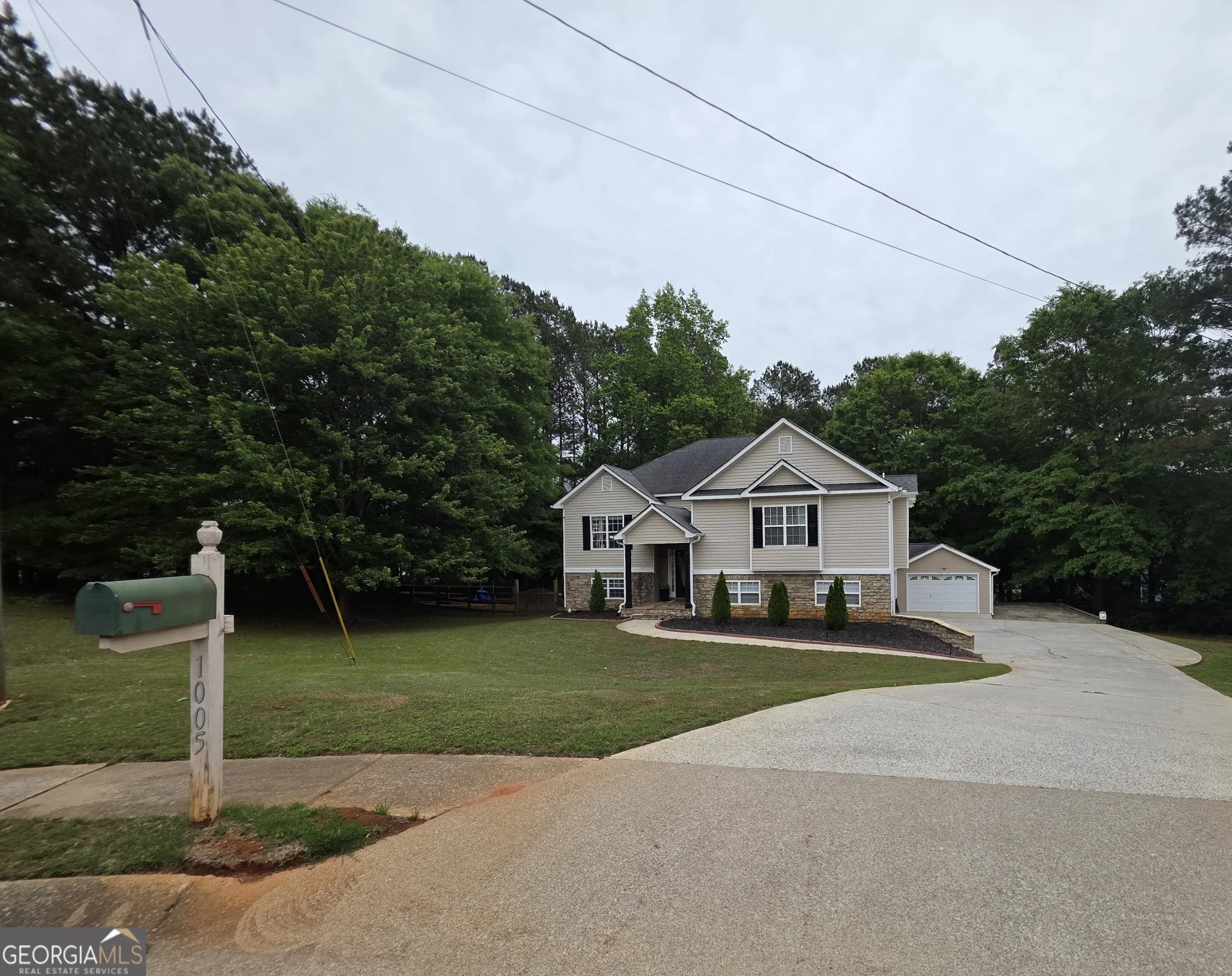 1005 Creek Run Pl — photo 2 of 55