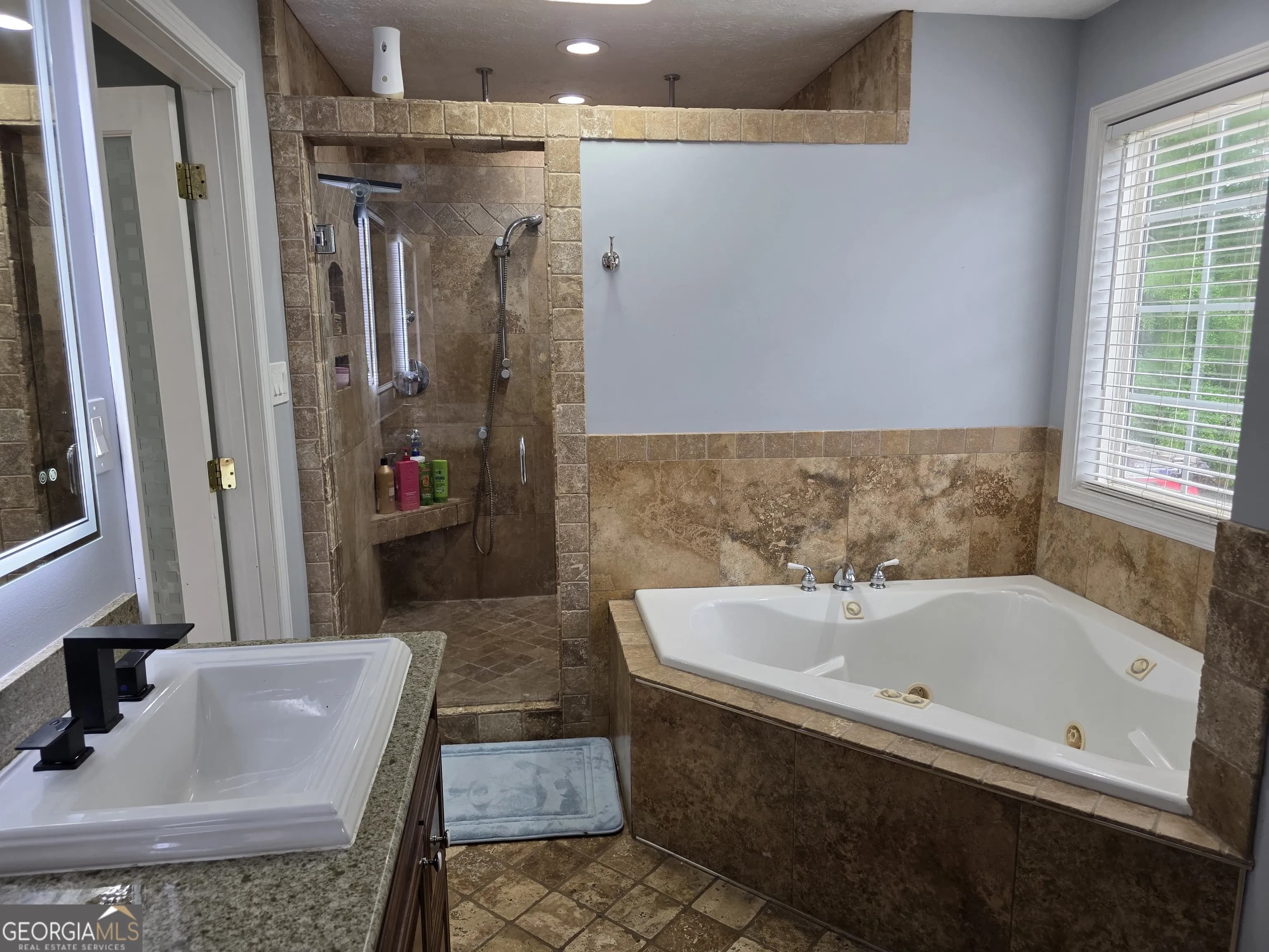 1005 Creek Run Pl — photo 11 of 55