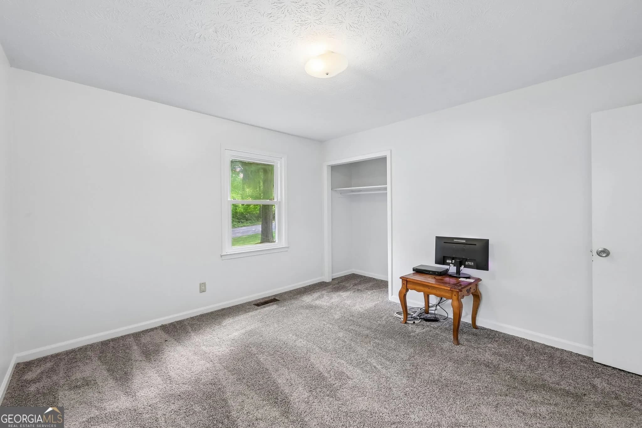 232 E Miles Rd — photo 18 of 51