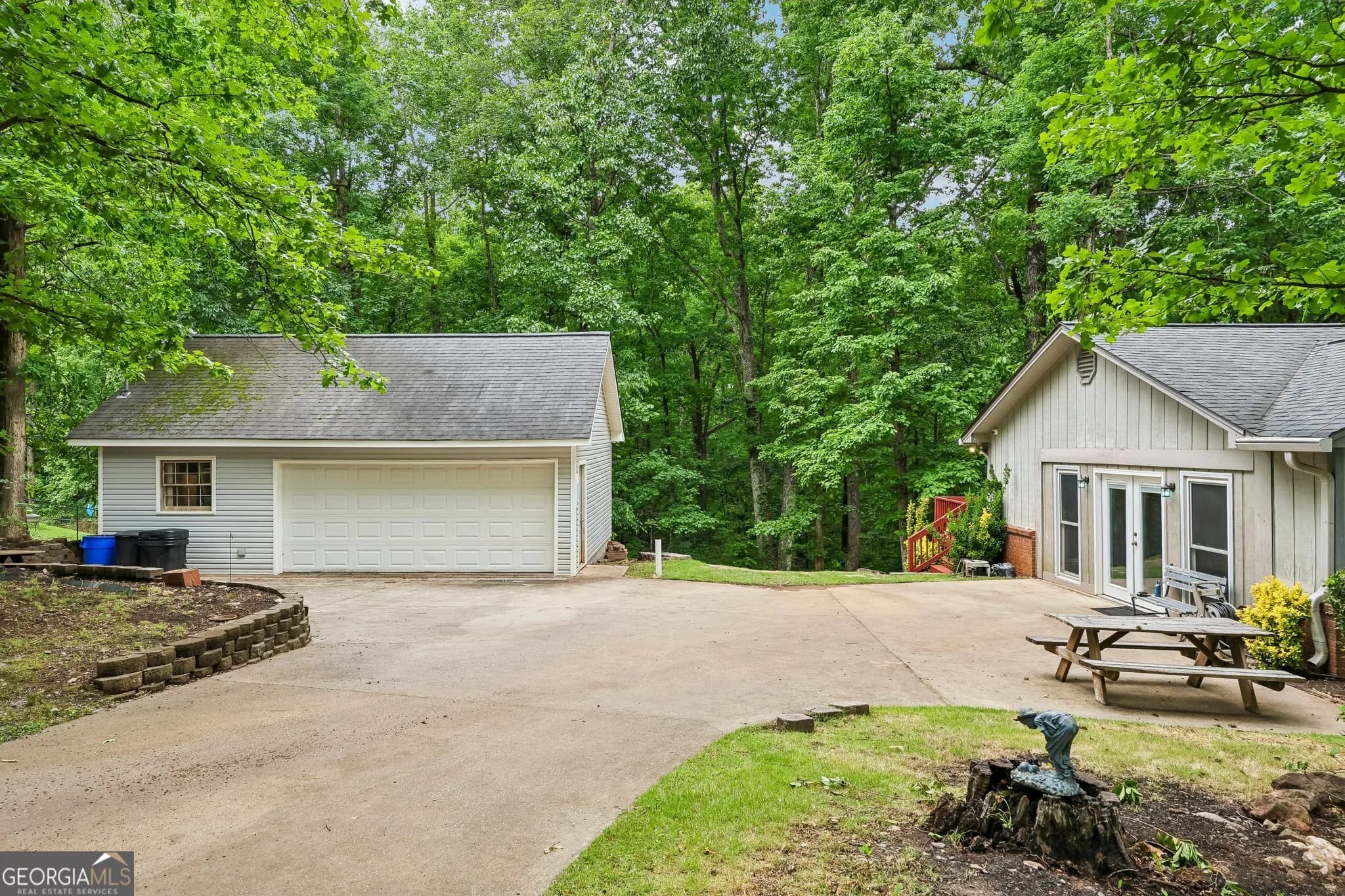 232 E Miles Rd — photo 37 of 51