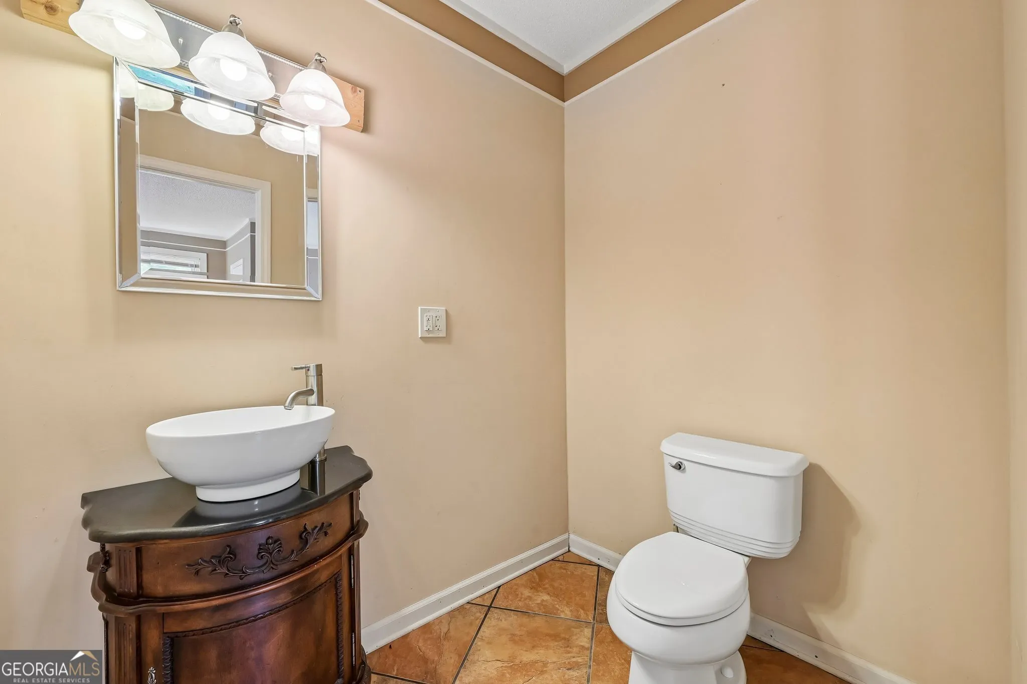 232 E Miles Rd — photo 12 of 51