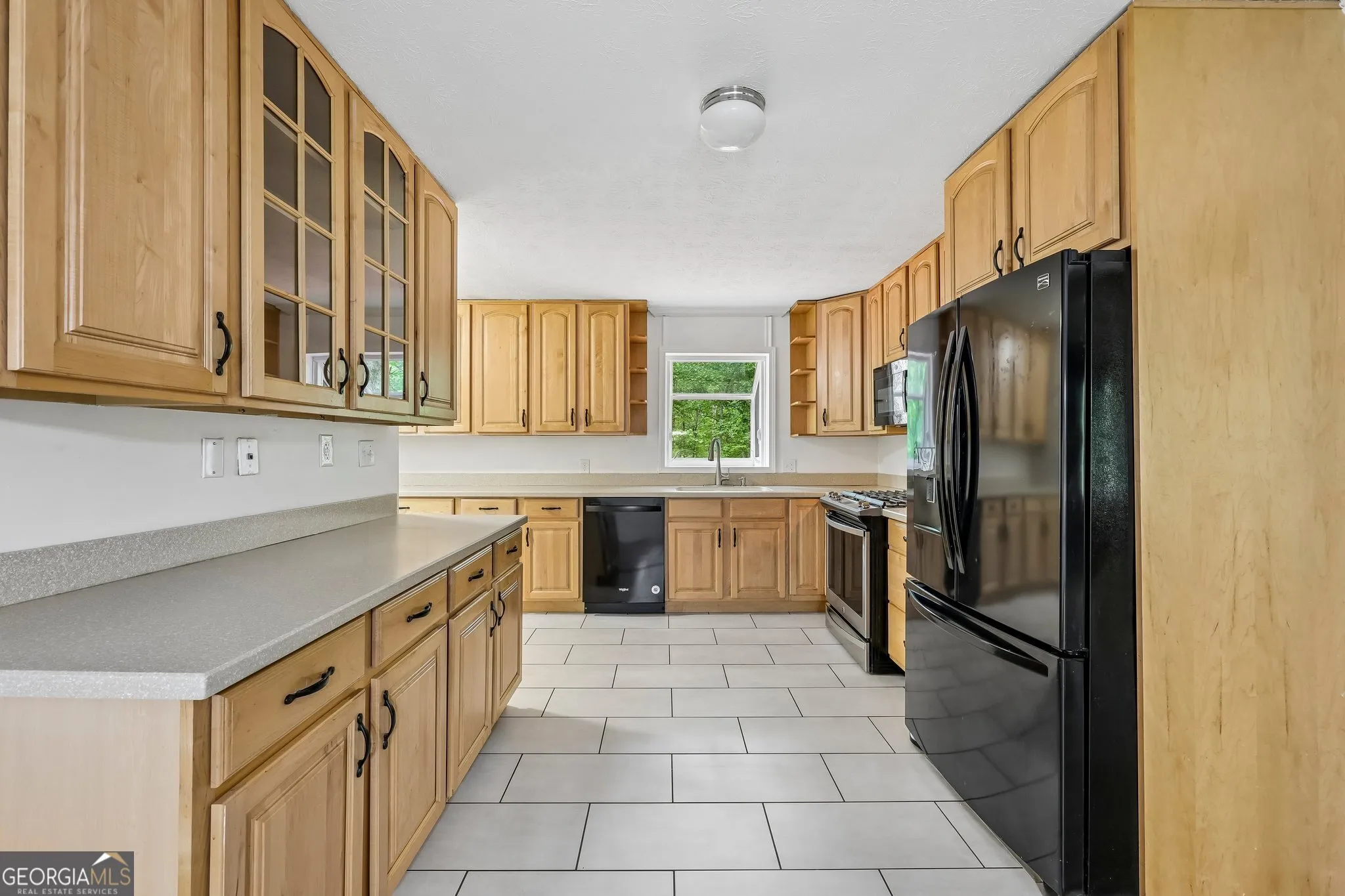 232 E Miles Rd — photo 4 of 51