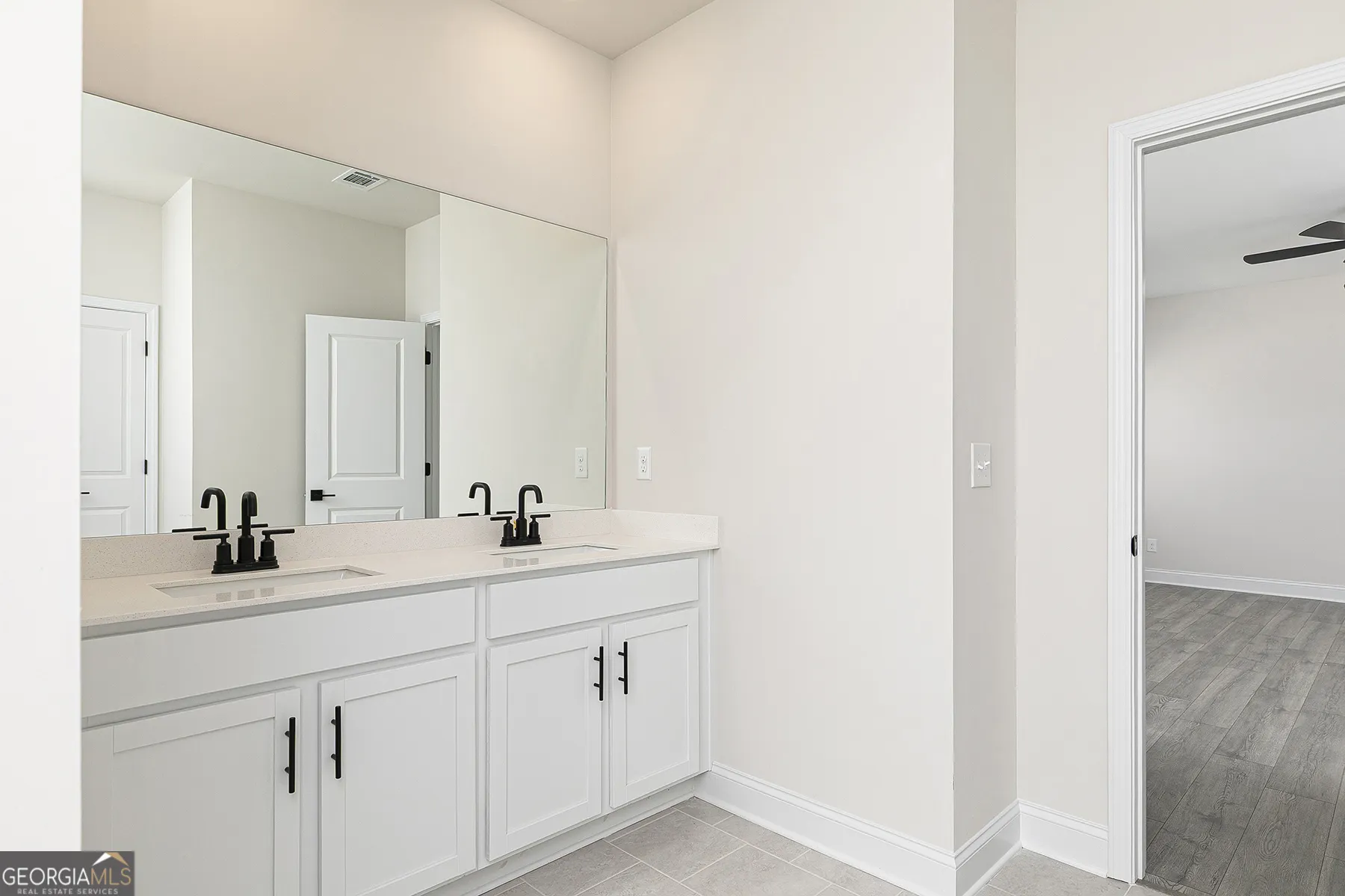 534 Cantrell Dr — photo 7 of 10