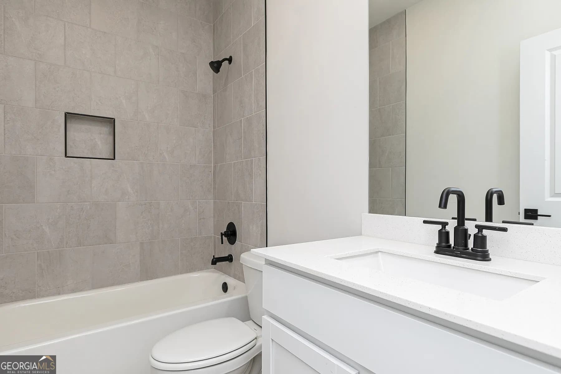 132 Cantrell Dr — photo 5 of 17